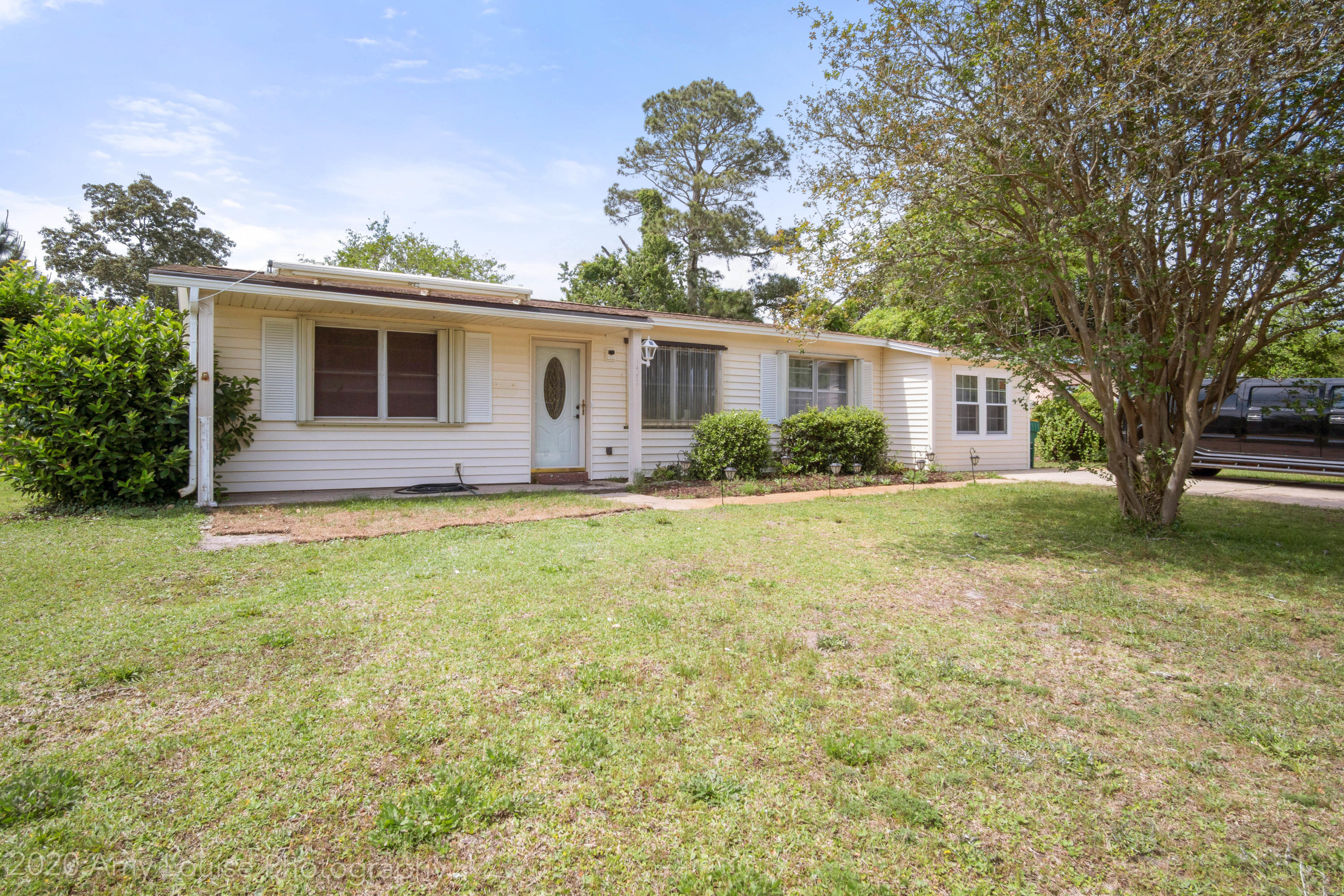 OAK TREE PARK - Residential