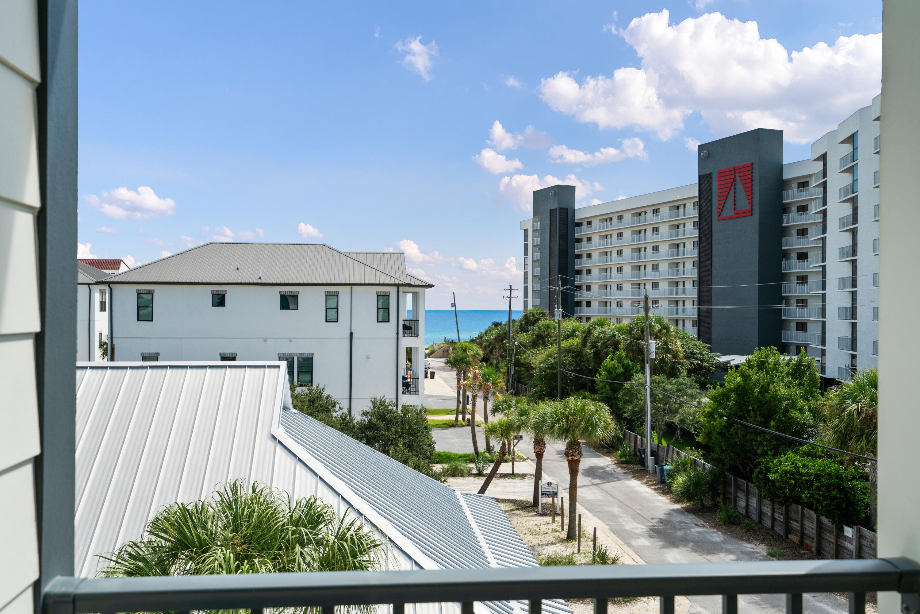 SNOWDRIFT BEACH - Residential