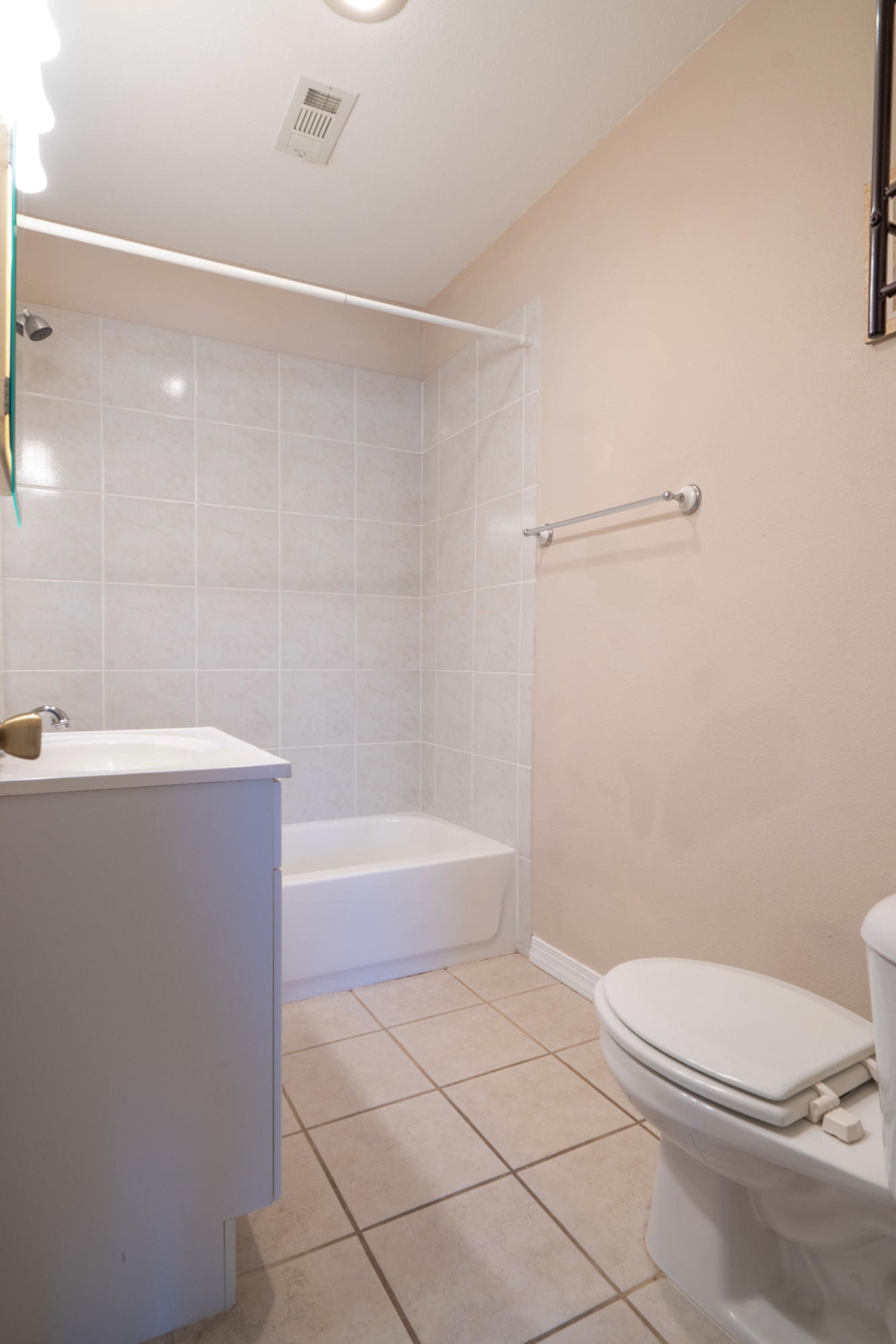 SUGAR BEACH T/H - Residential