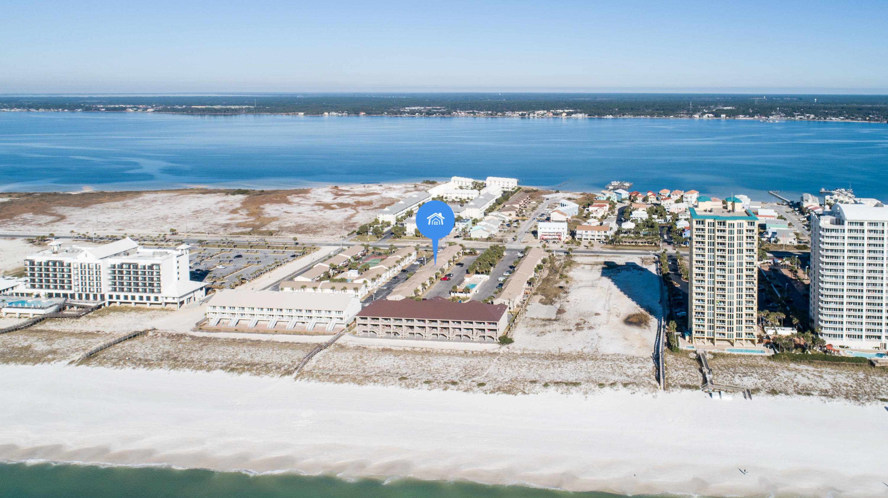 SUGAR BEACH T/H - Residential