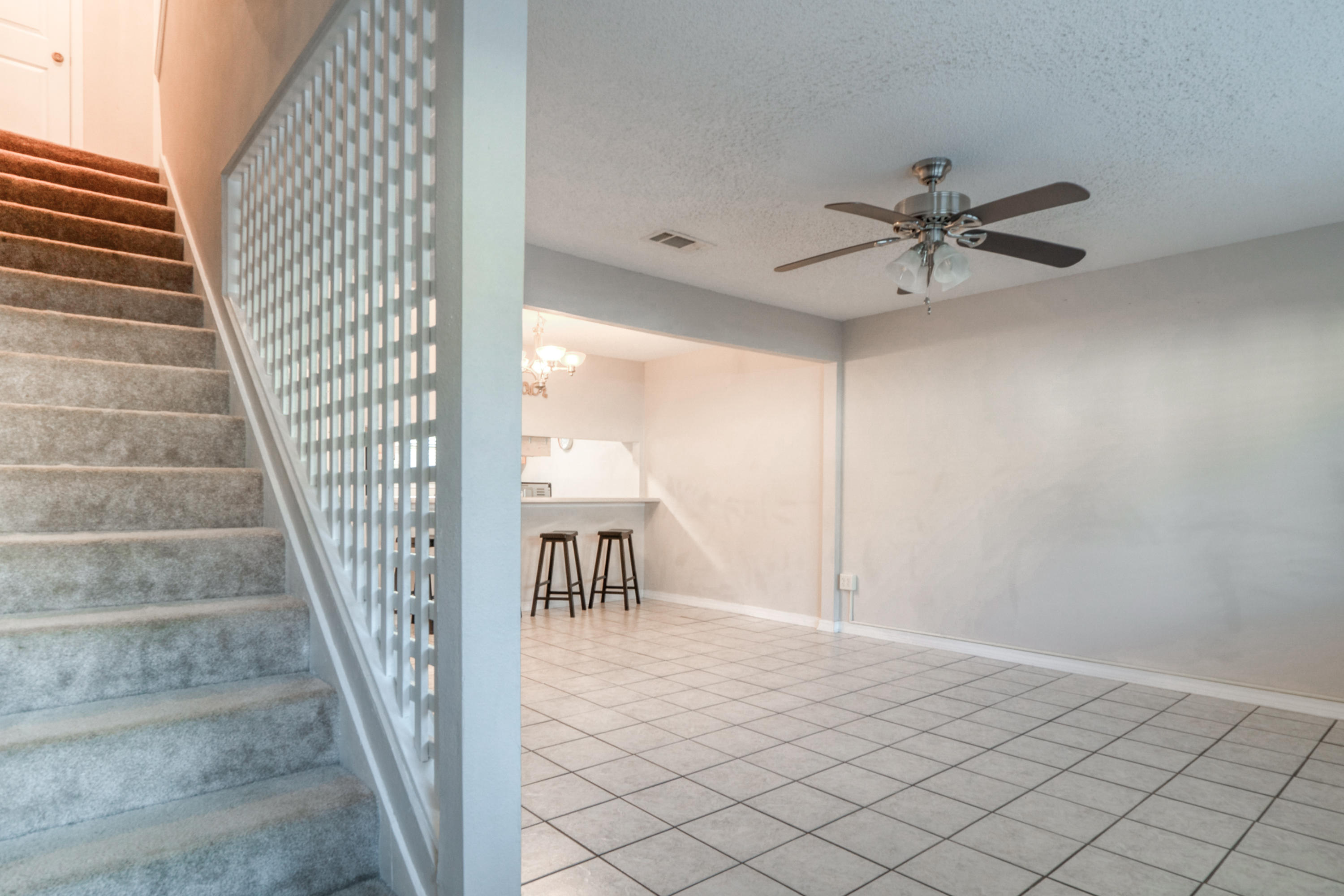 SUGAR BEACH T/H - Residential