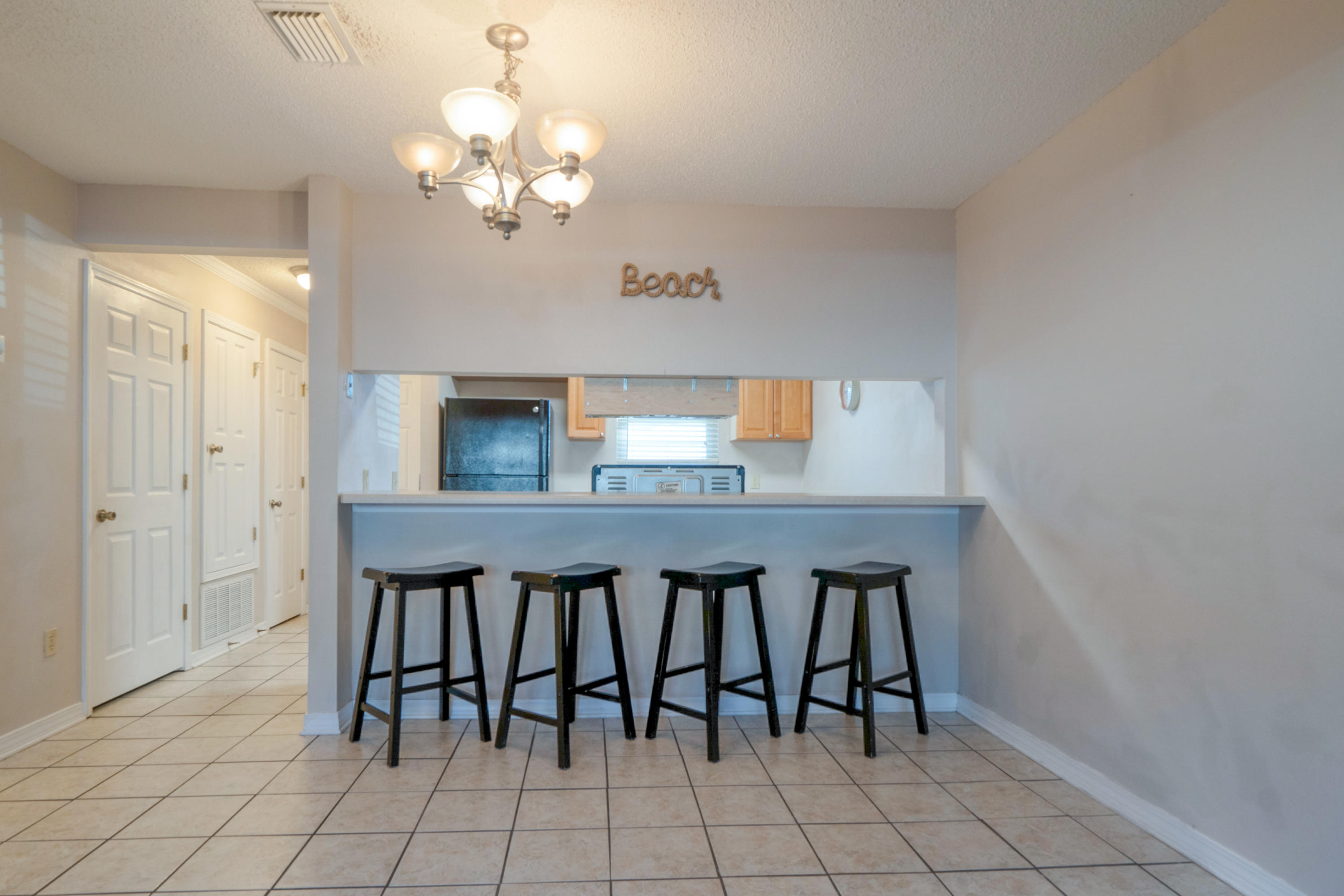 SUGAR BEACH T/H - Residential