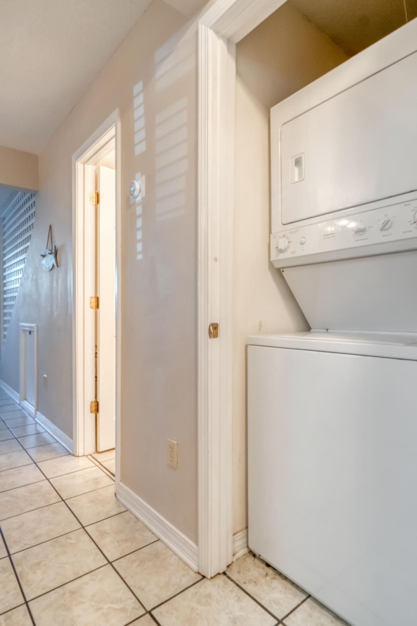 SUGAR BEACH T/H - Residential