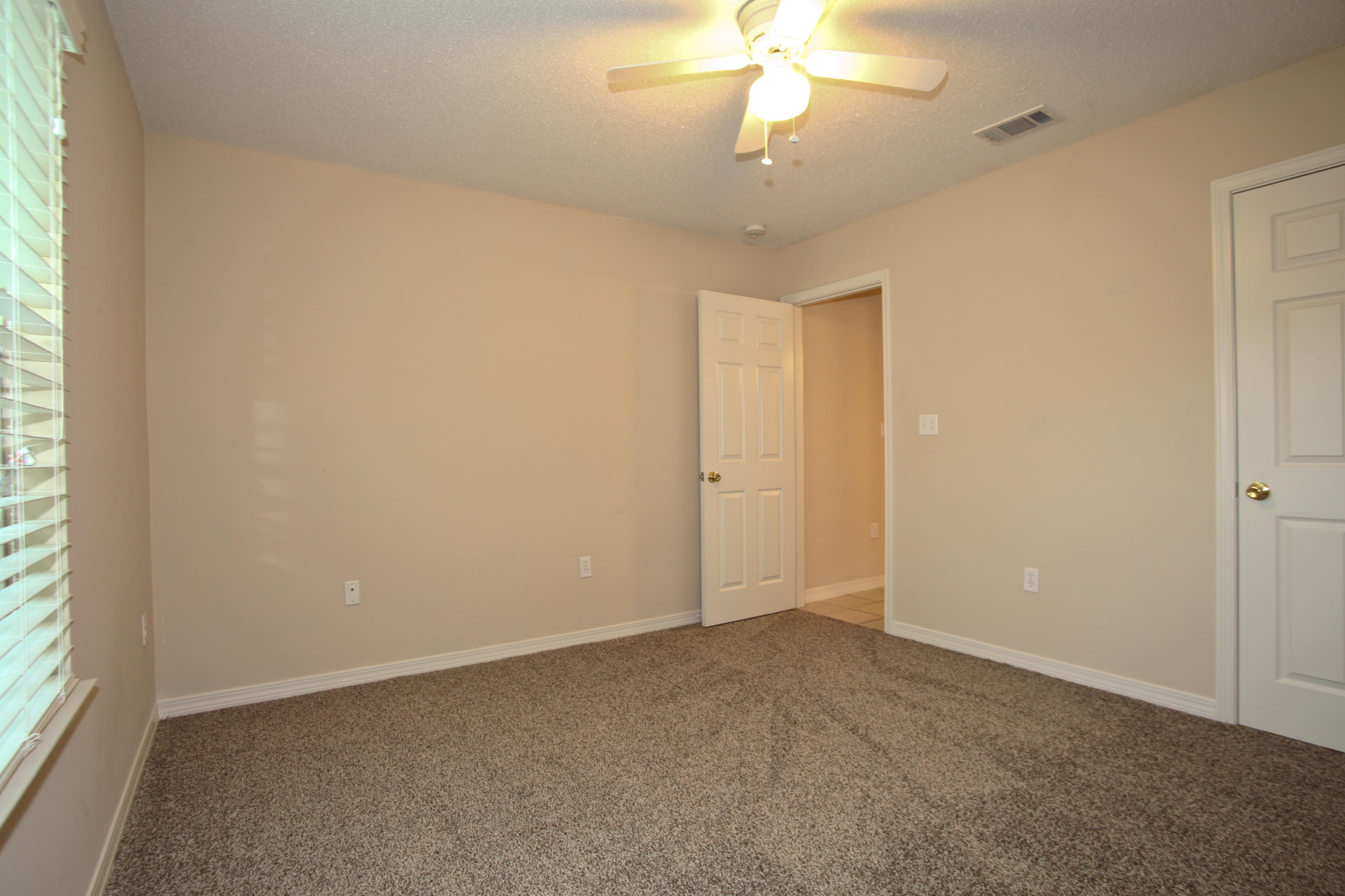 OAKDALE MINI FARMS - Residential