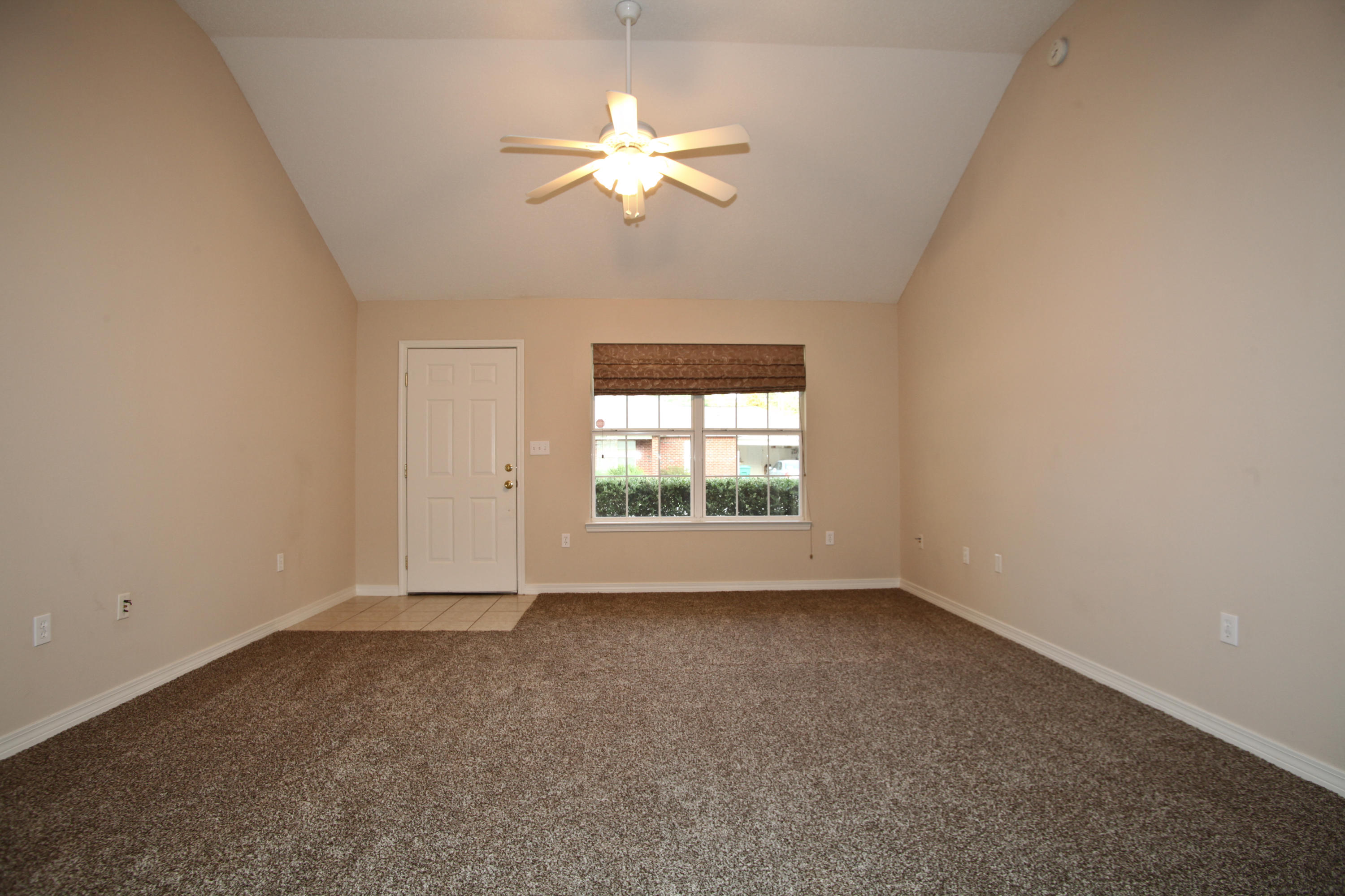 OAKDALE MINI FARMS - Residential