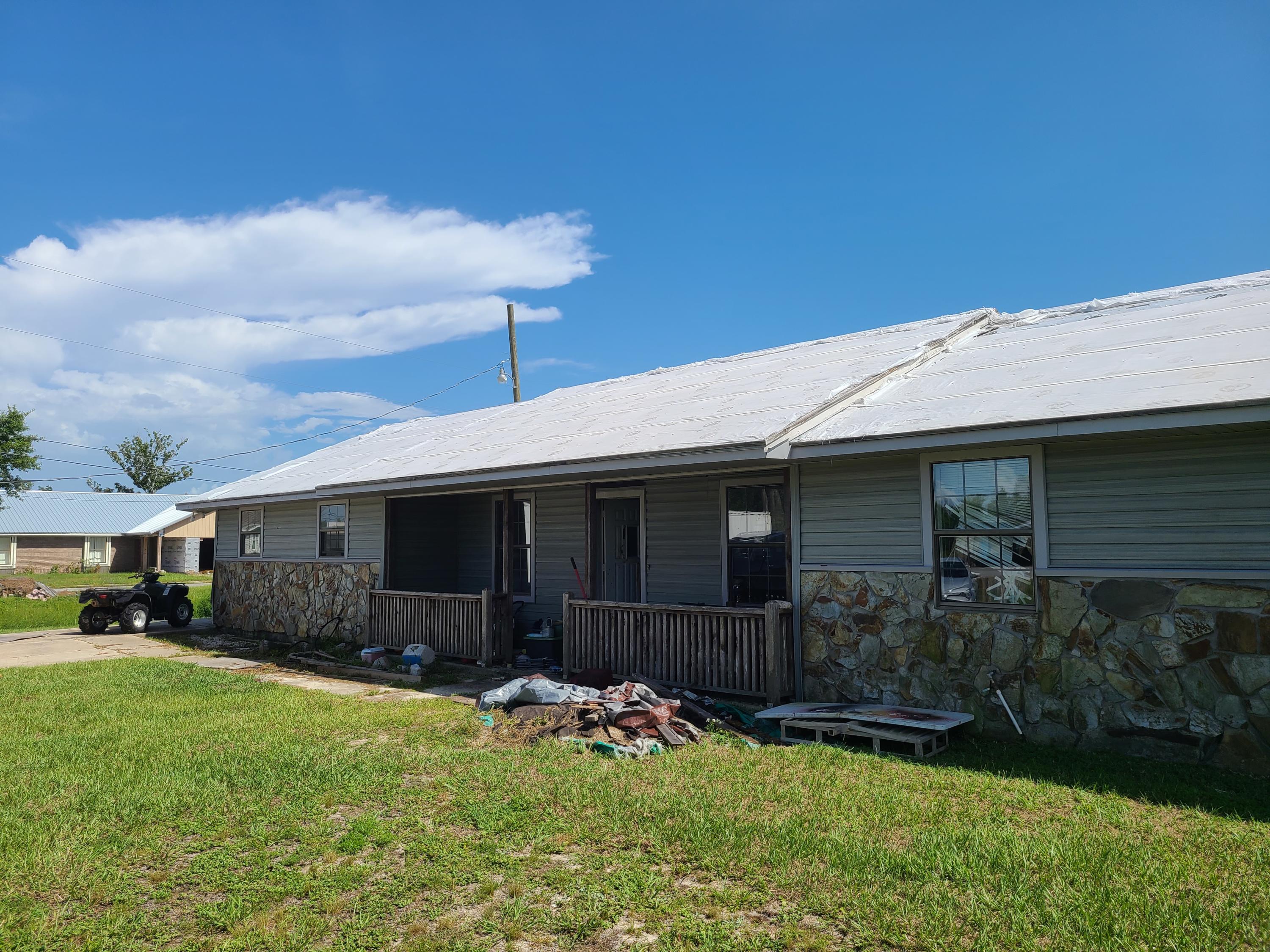 ***Handyman Special*** If you dream of having your own ''Chip and Joanna'' big reveal - look no further. The good news is- the demo has been started and it is one heck of an ''open floor plan.'' With a clear vision, some hard work and a whole lotta imagination this can be a beautiful home. Call your favorite agent today!