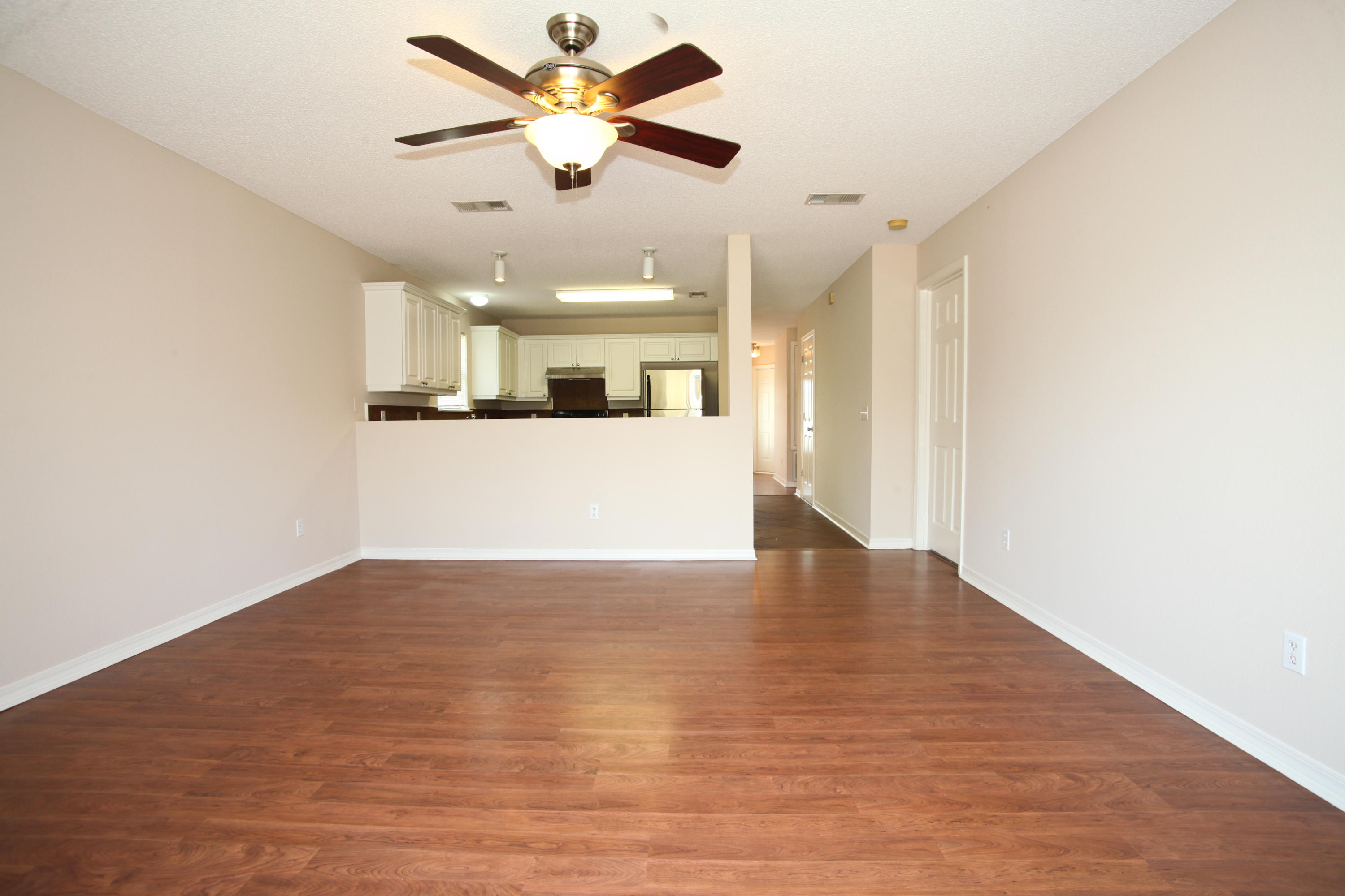 VINEYARD THE - Residential