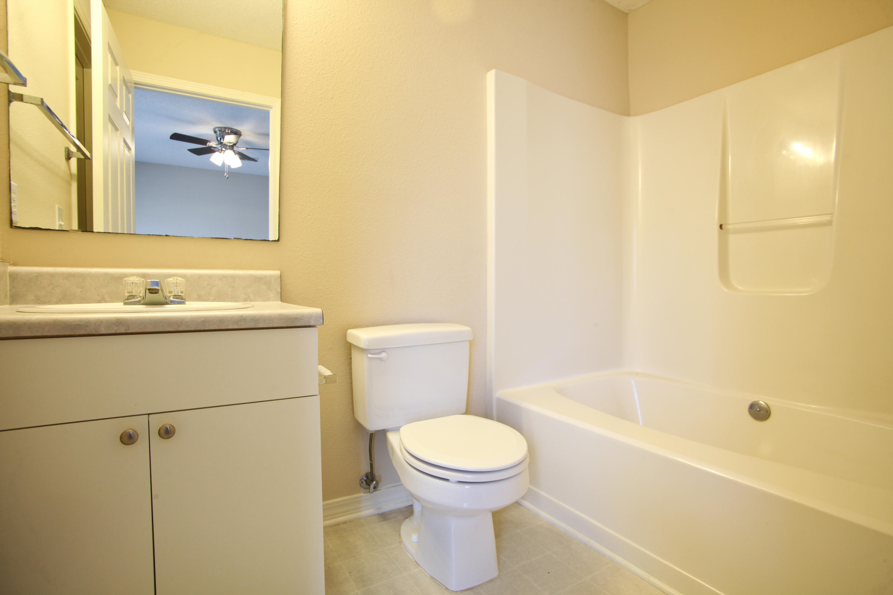 VINEYARD THE - Residential