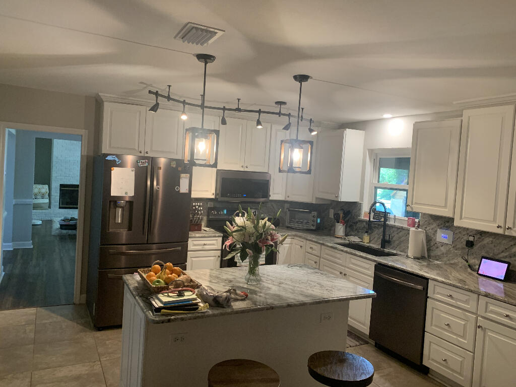 BLUEWATER BAY VILLAGE 1A - Residential