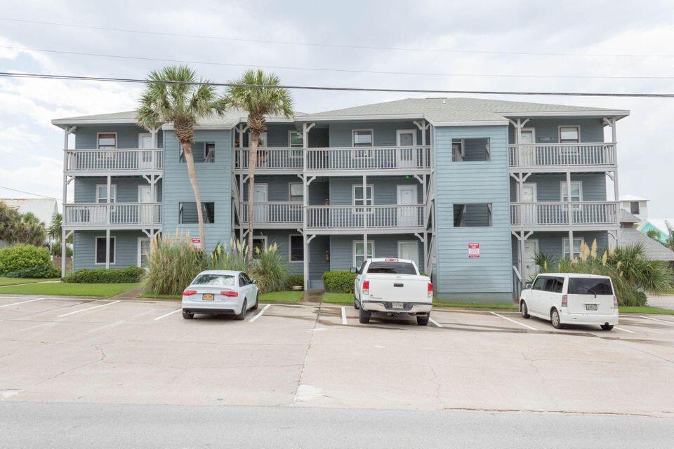 Studio located on the top 3rd floor overlooking pool. This unit is furnished and includes a Murphy bed. No pets are allowed. Security Deposit, income requirement, and background check required. Owner will consider month to month lease (sales tax not included).