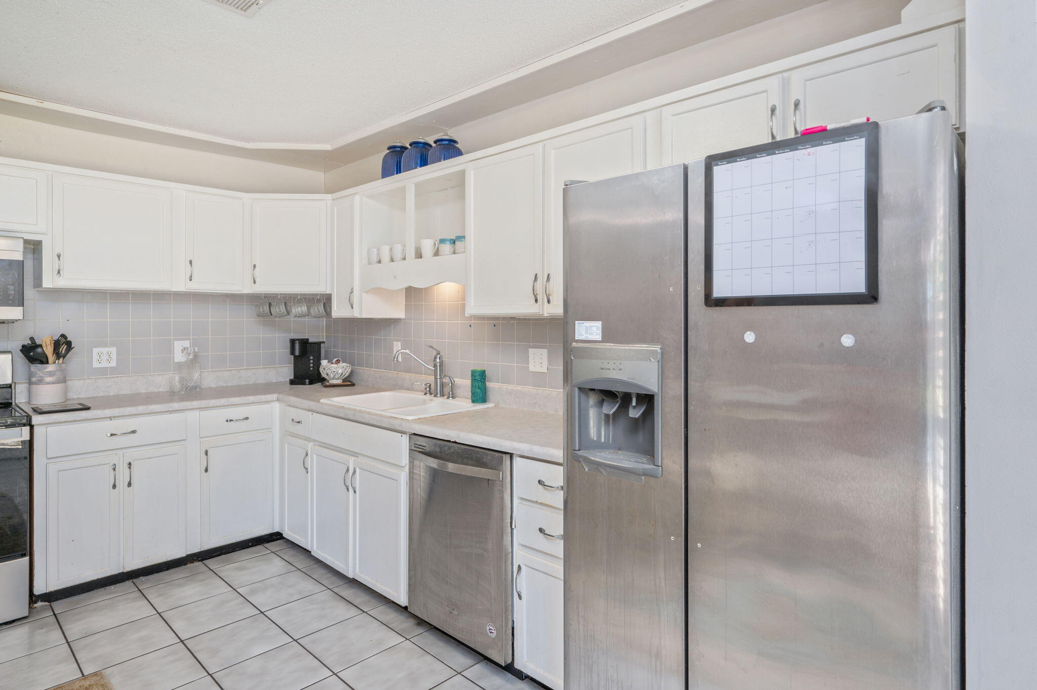 MIRAMAR ESTATES - Residential