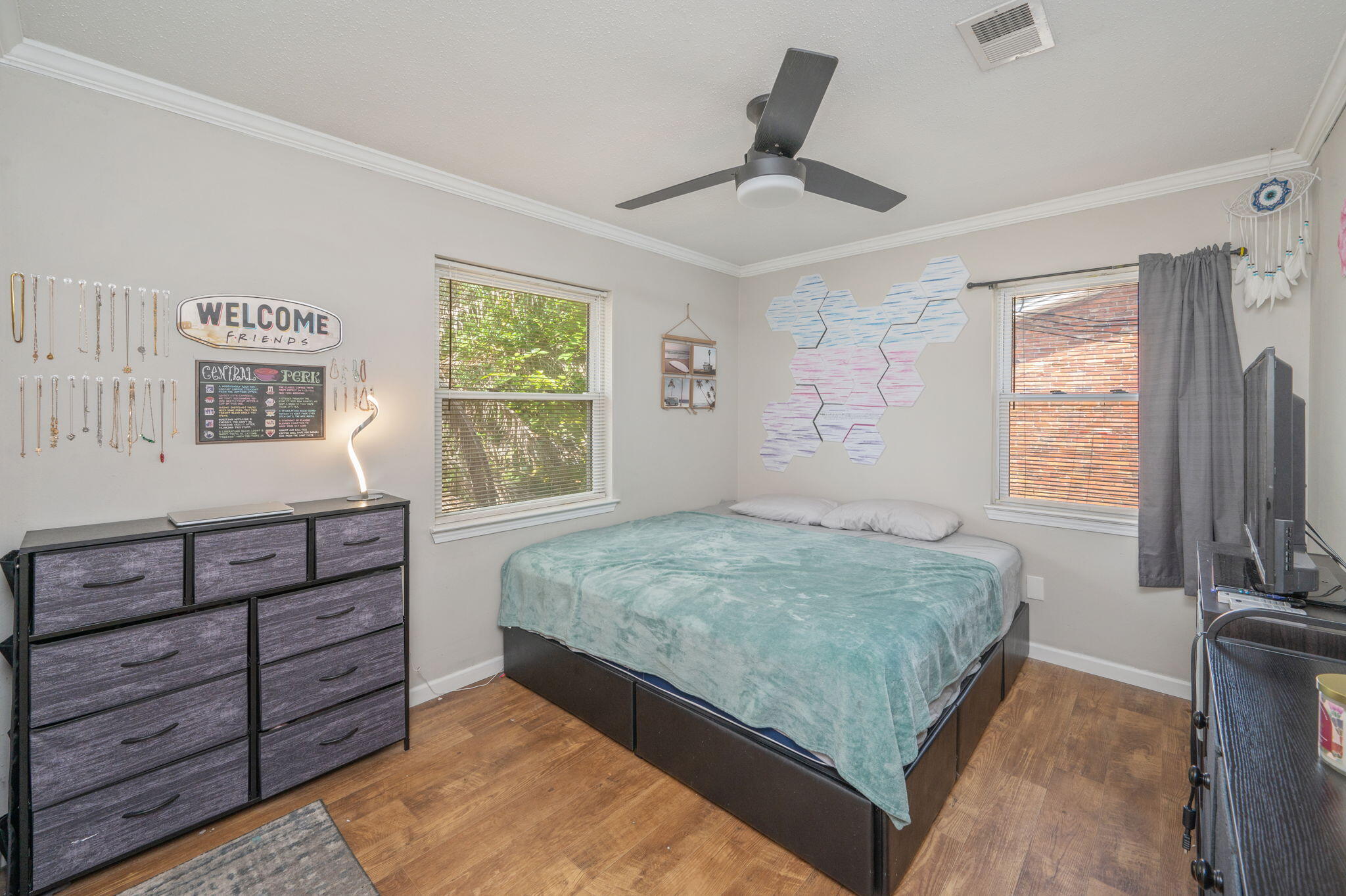 MIRAMAR ESTATES - Residential