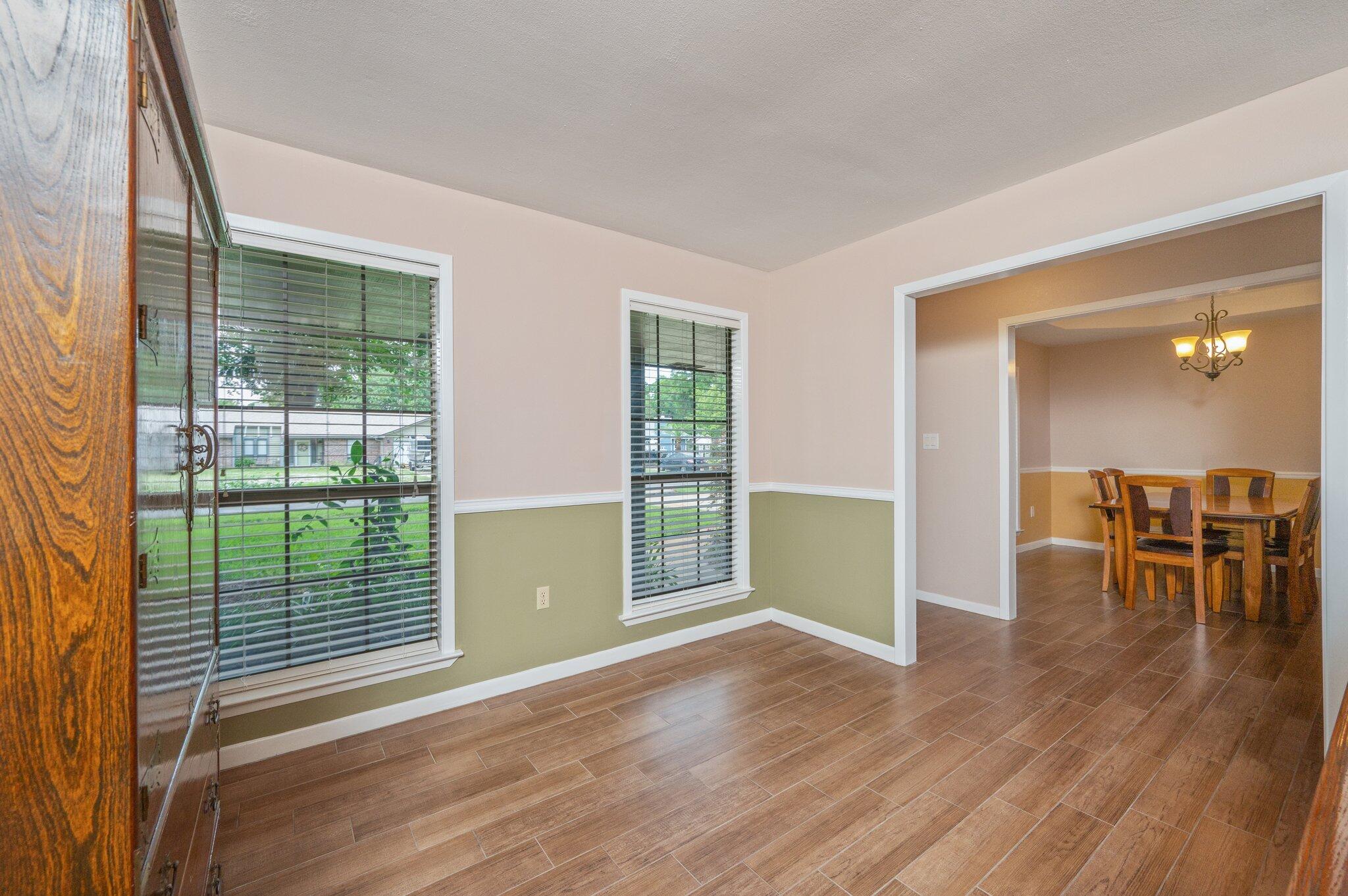 PINEWOOD ESTATES 2 - Residential