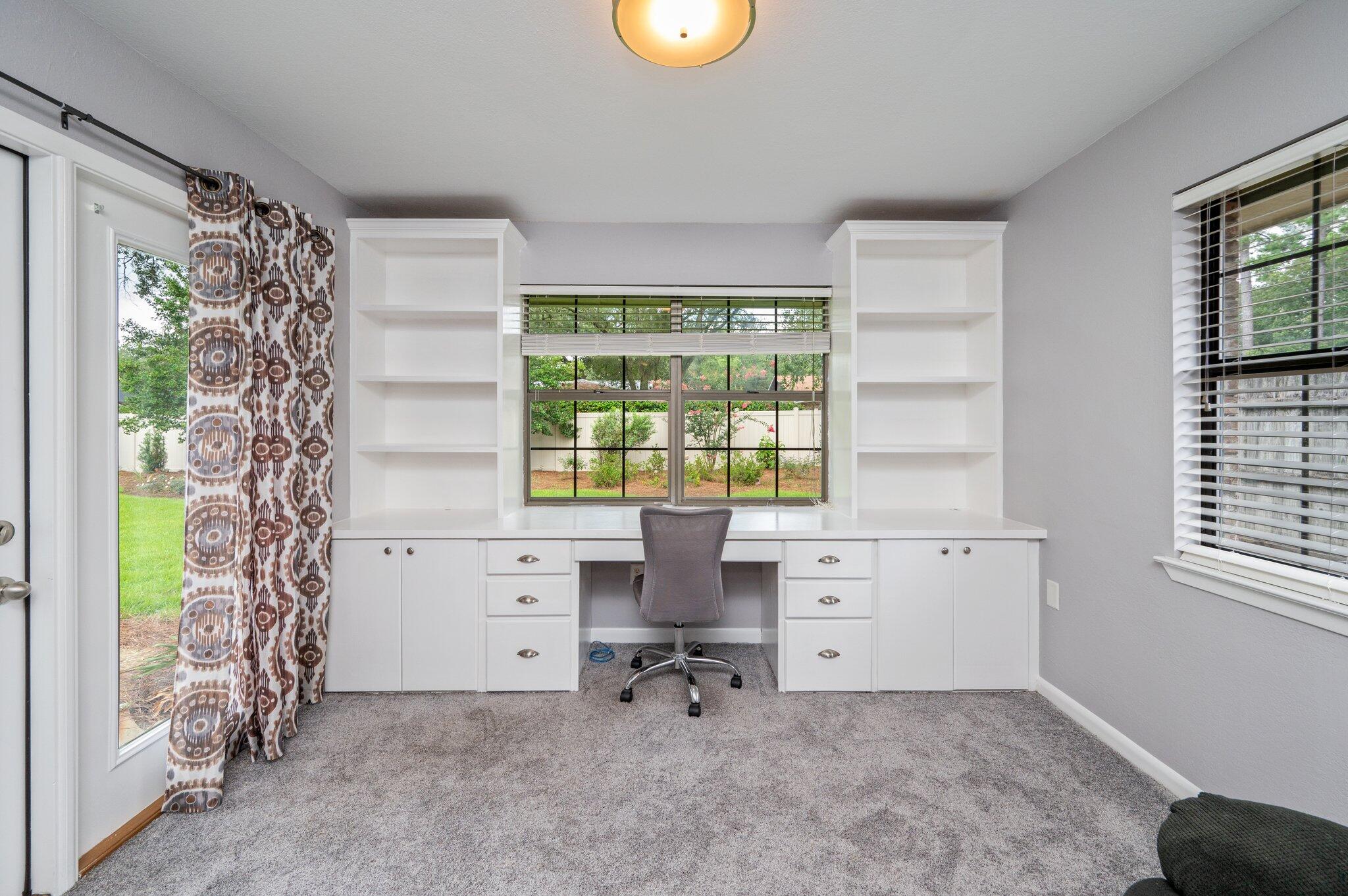 PINEWOOD ESTATES 2 - Residential