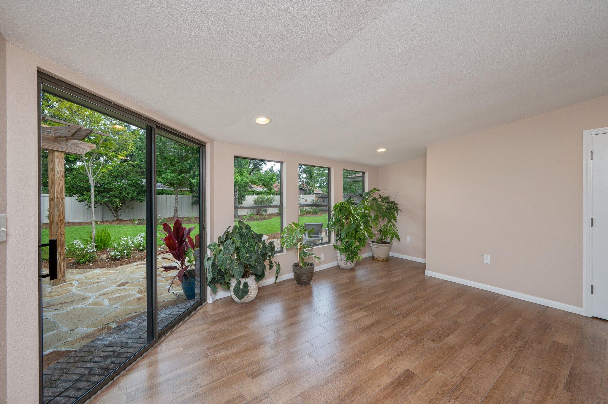 PINEWOOD ESTATES 2 - Residential