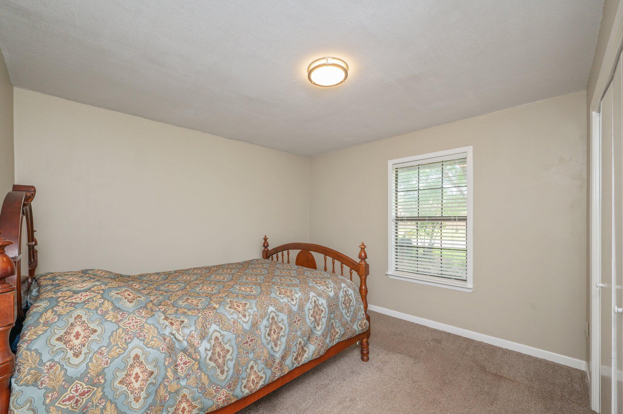 PINEWOOD ESTATES 2 - Residential
