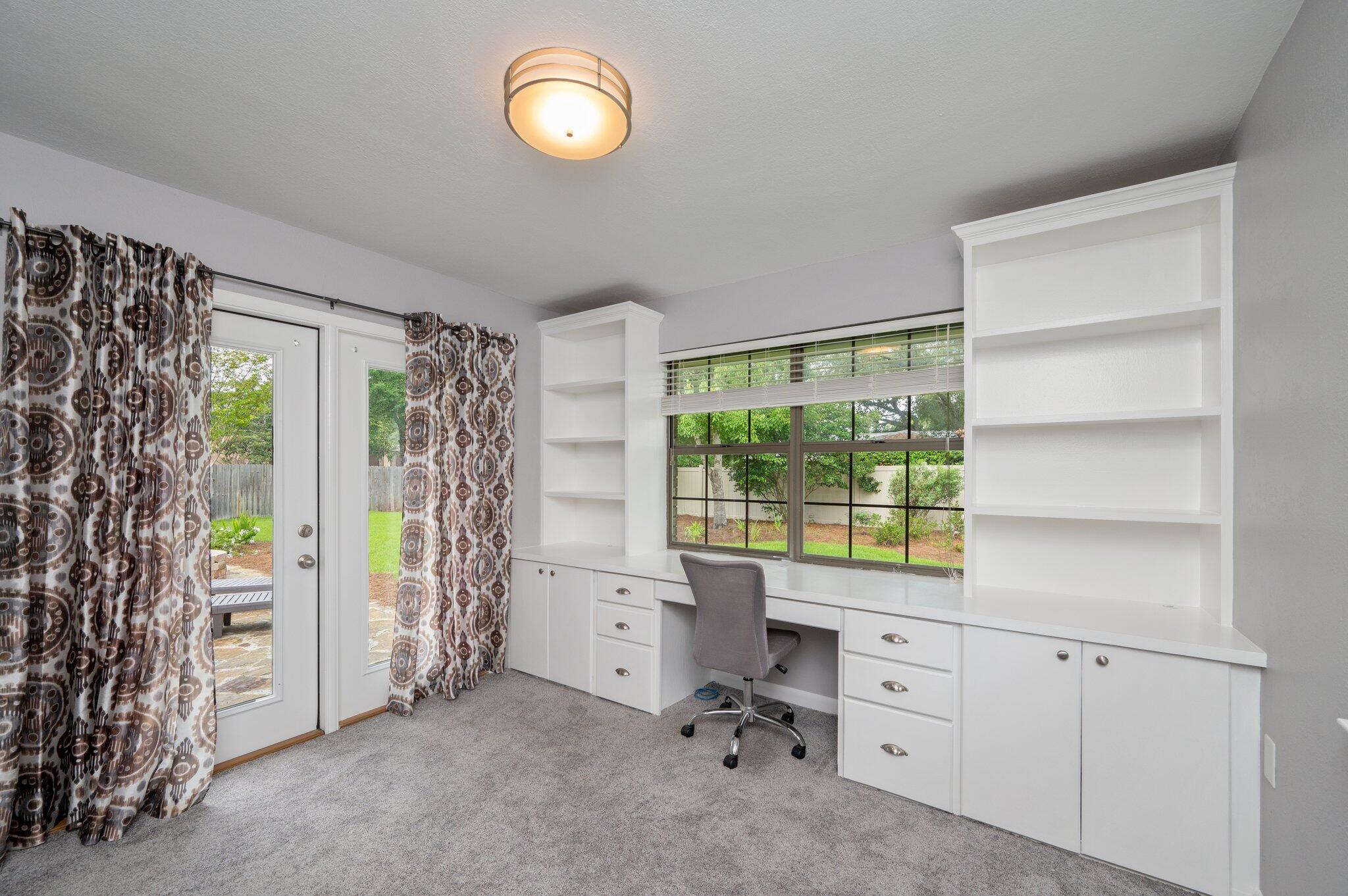 PINEWOOD ESTATES 2 - Residential