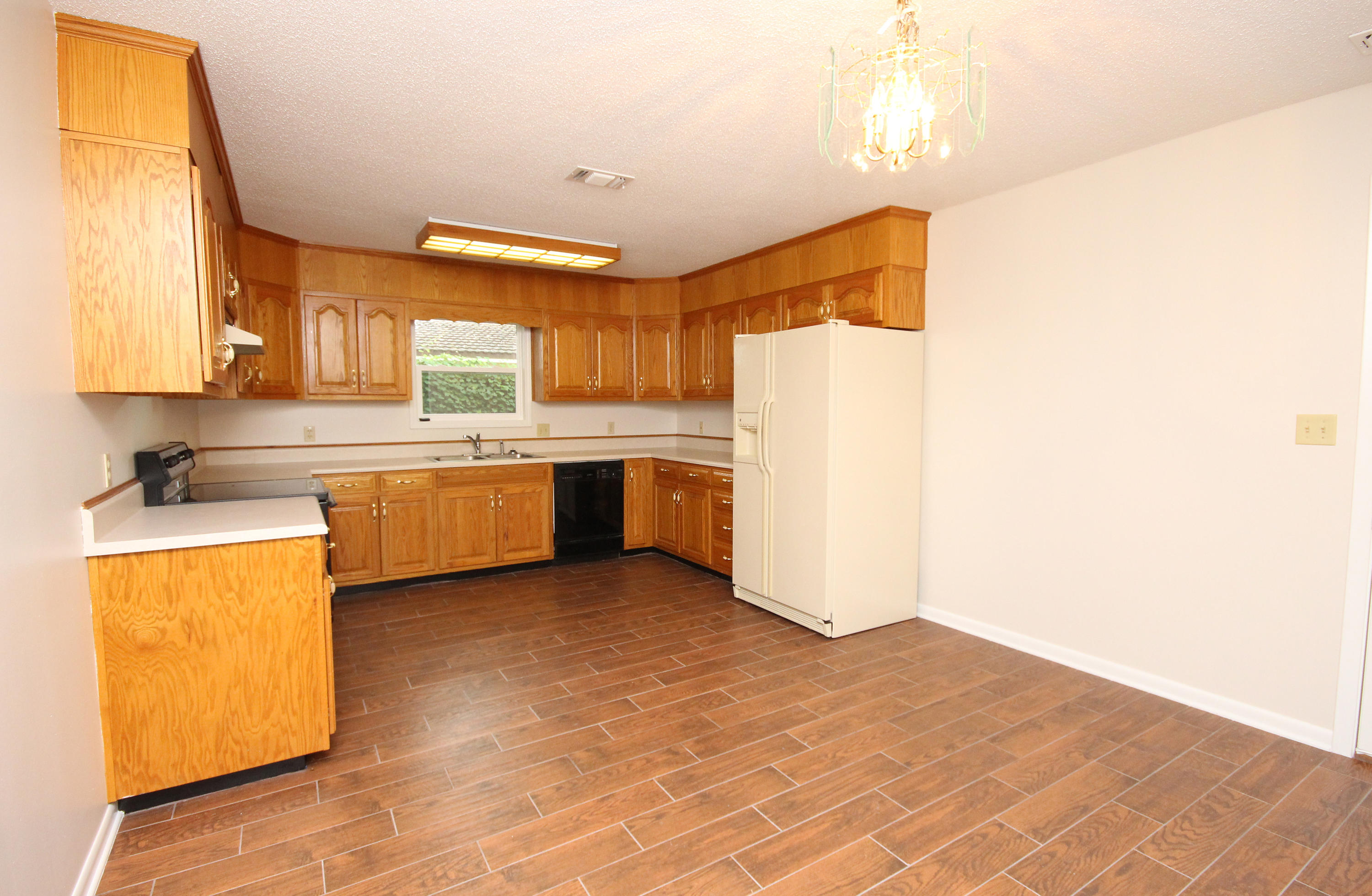 KENWOOD S/D 1ST ADDN - Residential