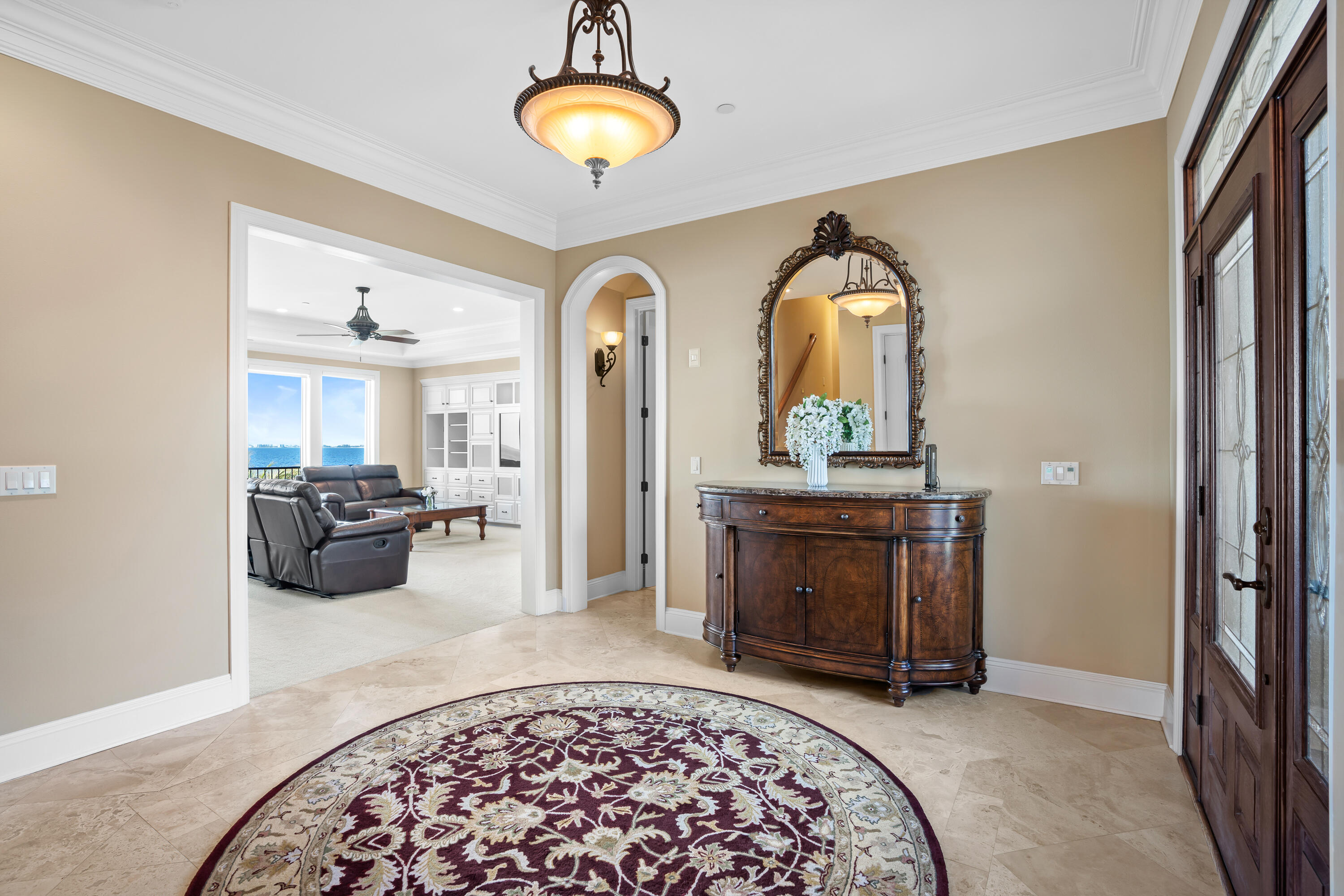 BLACK POINTE - Residential