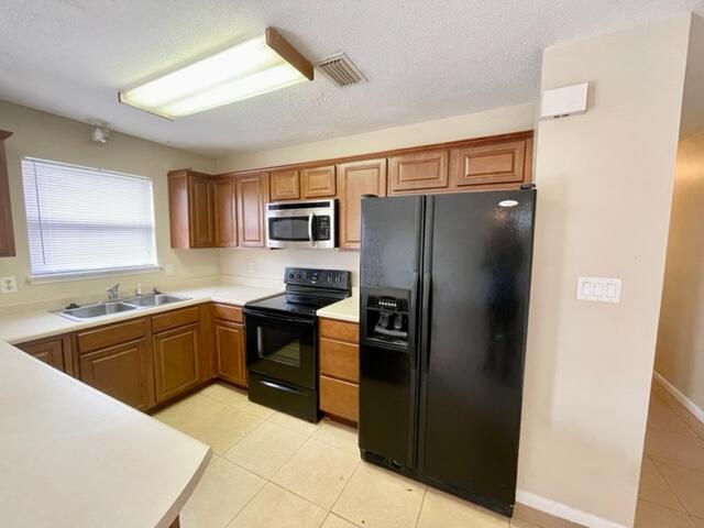 PINE MEADOWS 1ST ADDN - Residential Lease