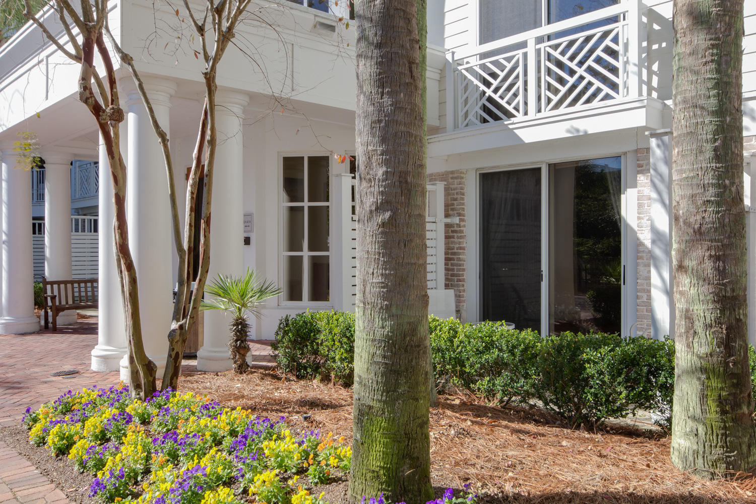 BAHIA CONDO - Residential