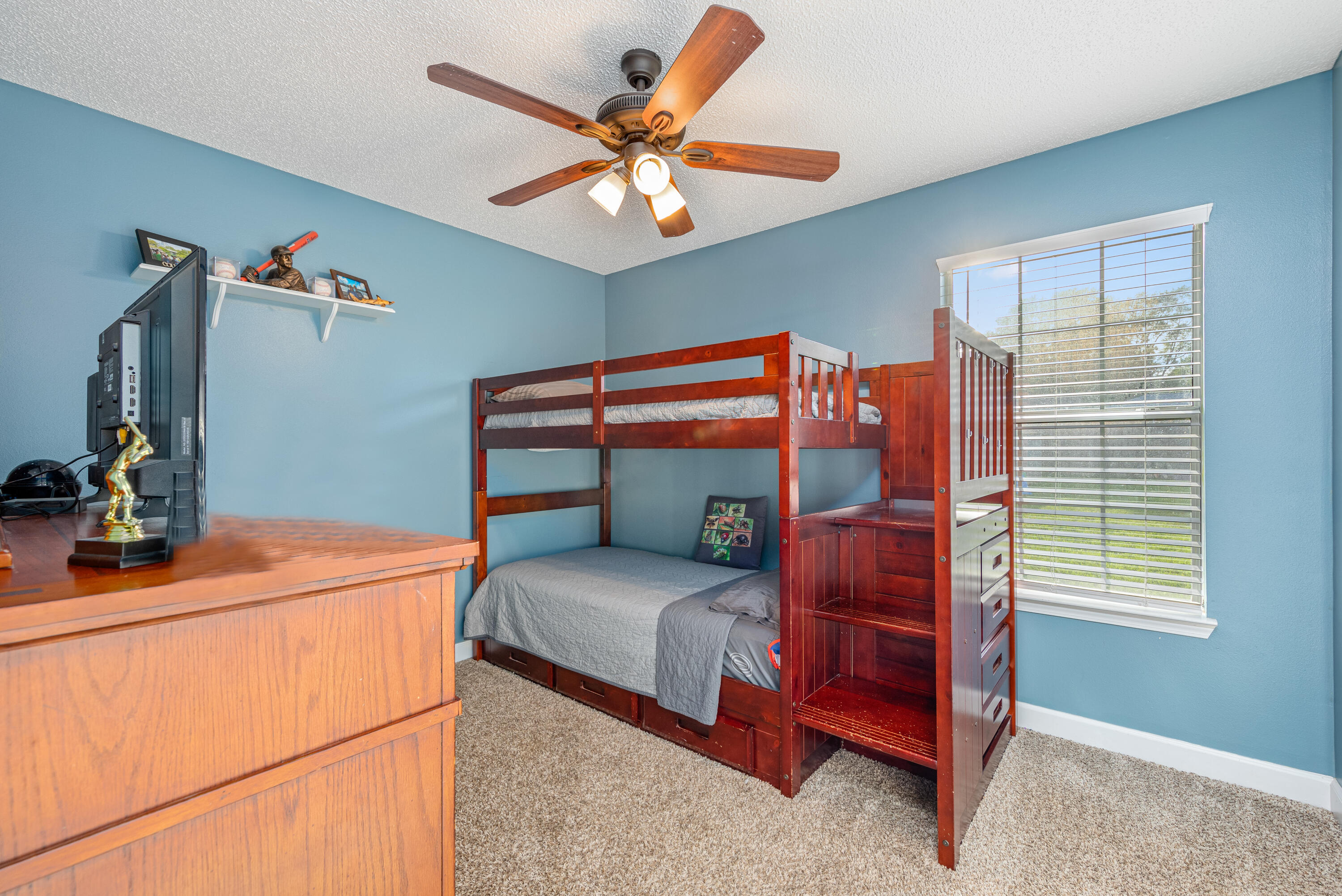 AUBURN ACRES - Residential