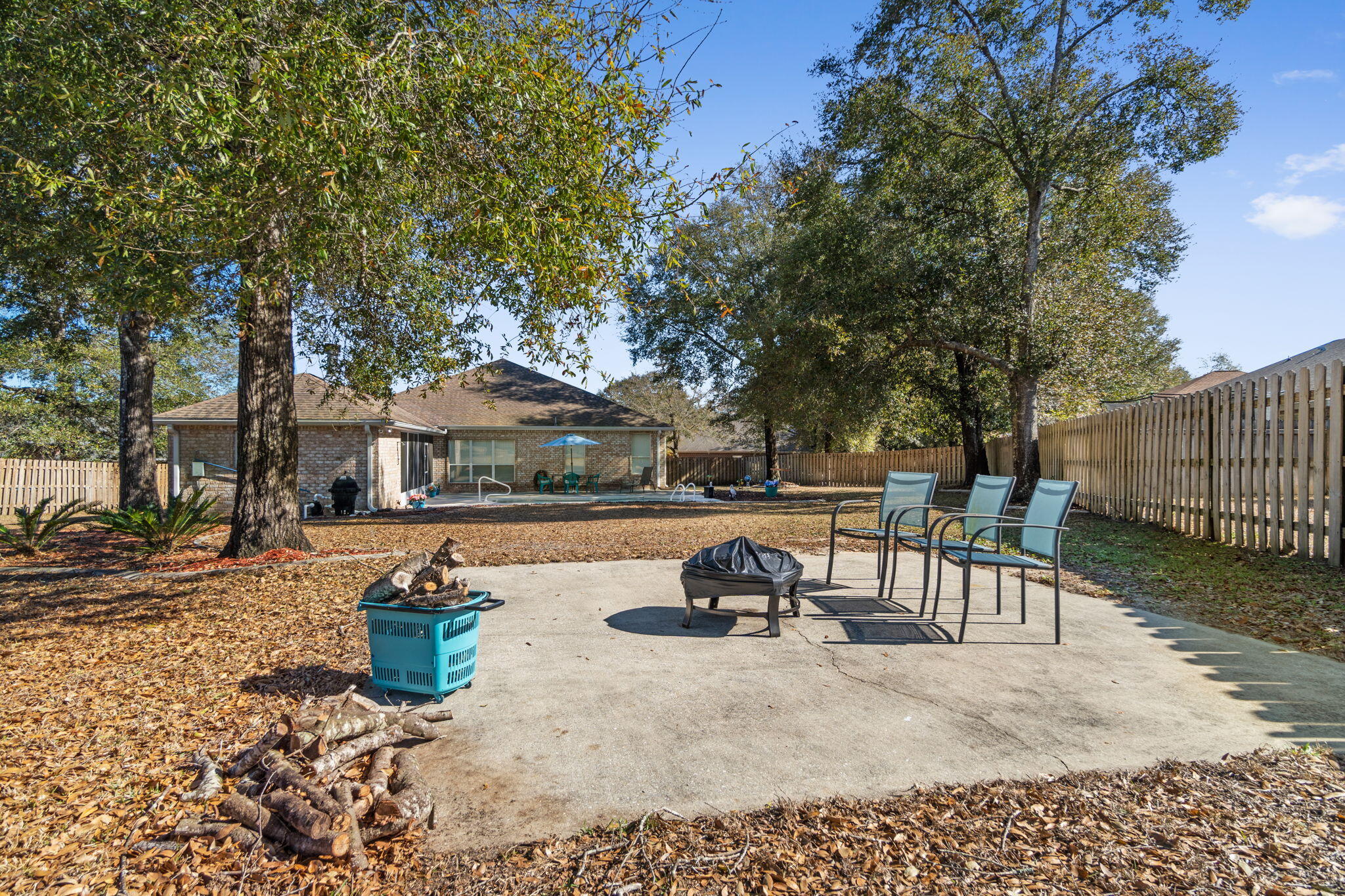 TRAILWOOD ESTATES - Residential