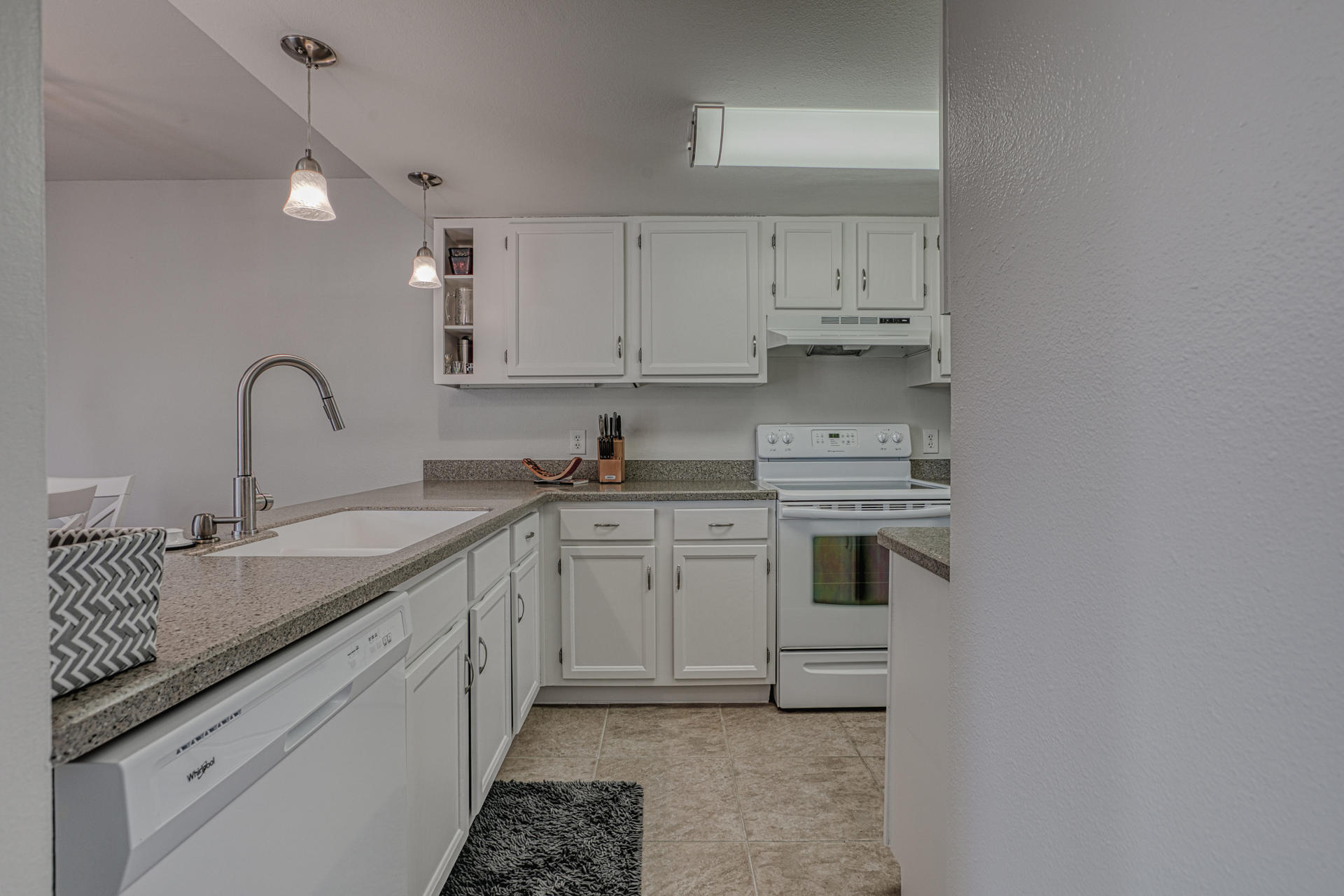 PINE RIDGE TRACE RE/SUB - Residential