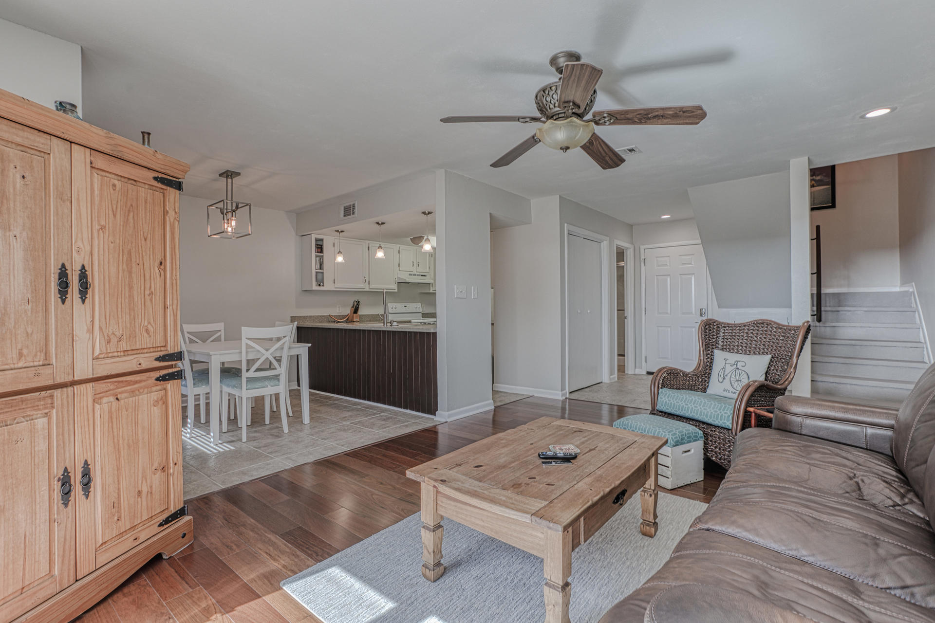 PINE RIDGE TRACE RE/SUB - Residential