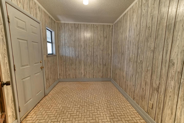 RIVIERA BEACH 1ST ADDN - Residential