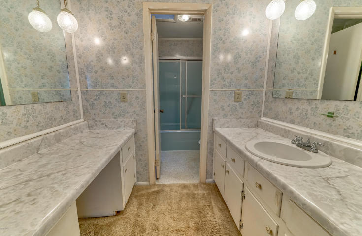 RIVIERA BEACH 1ST ADDN - Residential