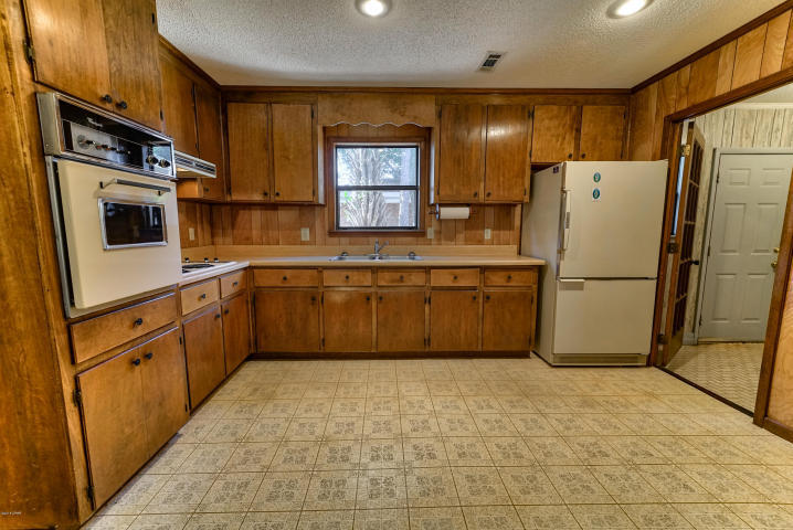 RIVIERA BEACH 1ST ADDN - Residential