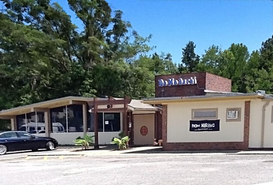 Back on the market!!
Updated Free Standing Restaurant/Bar building with outside Bayou waterfront sitting area. Over 1 acre land in a high traffic area. Very close to Eglin Air Force Base.