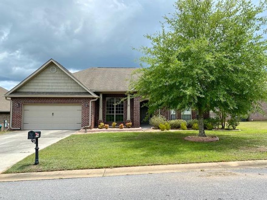 Welcome home to the desirable community of Rolling Ridge! Conveniently located on the South end of Crestview, withe an easy commute to Eglin AFB/7th Group! This popular floorplan boasts 3 generously sized bedrooms + office/flex room that can easily be converted into a 4th bedroom (french doors already in place). Kitchen is large and accommodating w/ample cabinet and (granite) counter space. There are 2 options for dining: formal dining room and eat-in kitchen area. Living room is open to the kitchen, with high vaulted ceilings, making this home feel even more spacious. Master bedroom has added enclave, which is the perfect spot for a temp nursery or office area. Master is attached to covered, screened in back patio, which opens up to a lush green yard. Backyard shed to convey, as well.