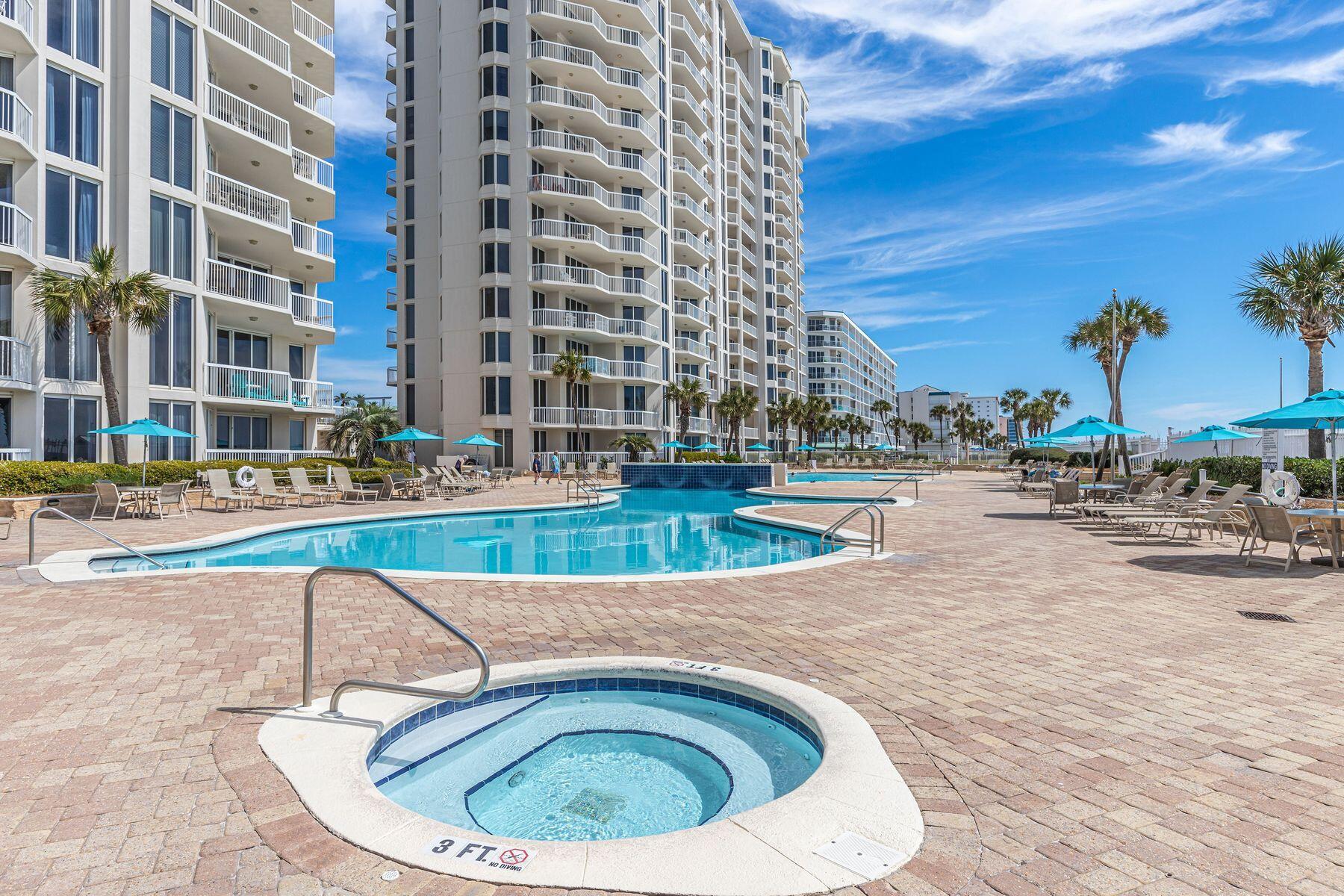 SILVER BEACH TOWERS - Residential