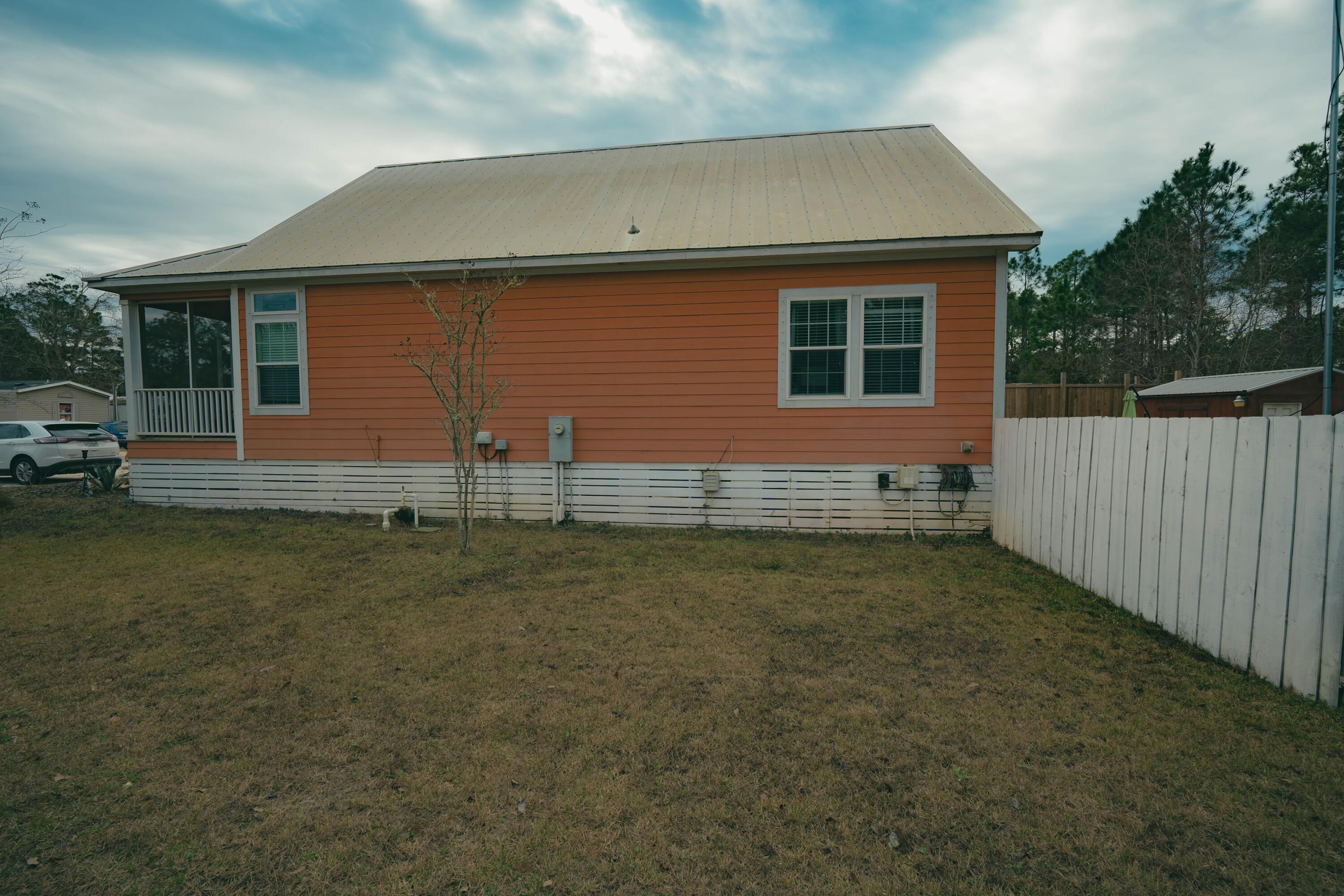 TOWN OF SANTA ROSA - Residential