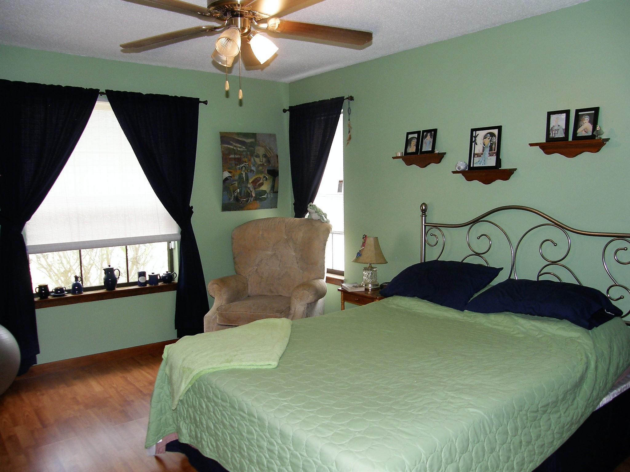 Navarre 2nd Addition - Residential