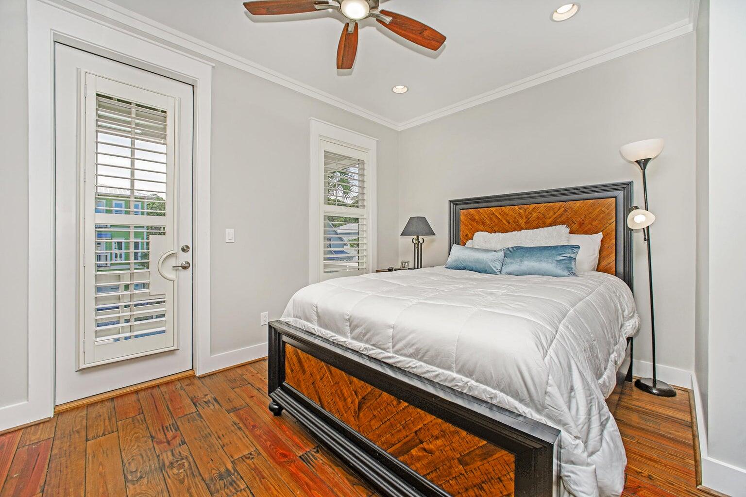 SHADOW PINES - Residential Lease