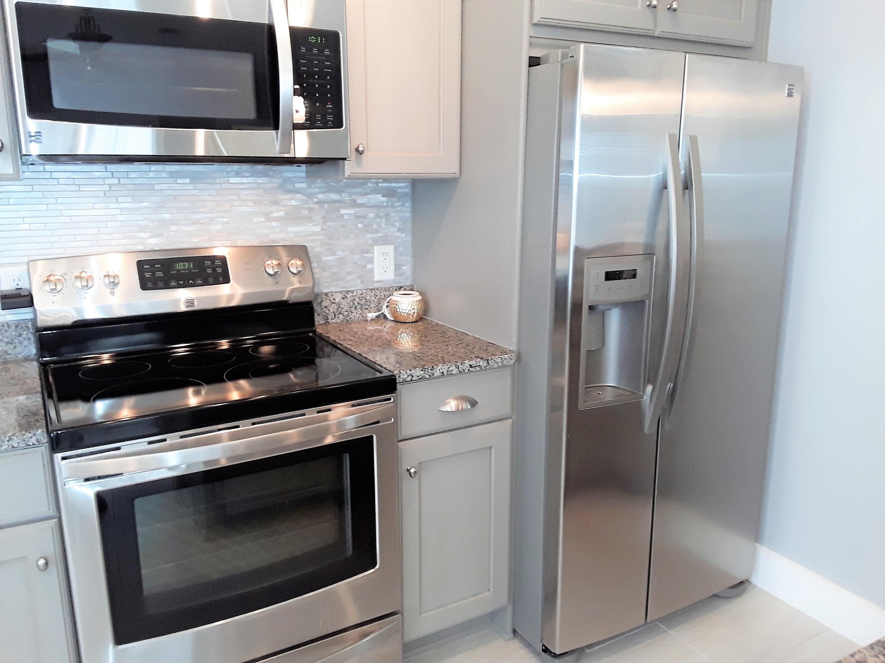 LEISURE BAY - Residential