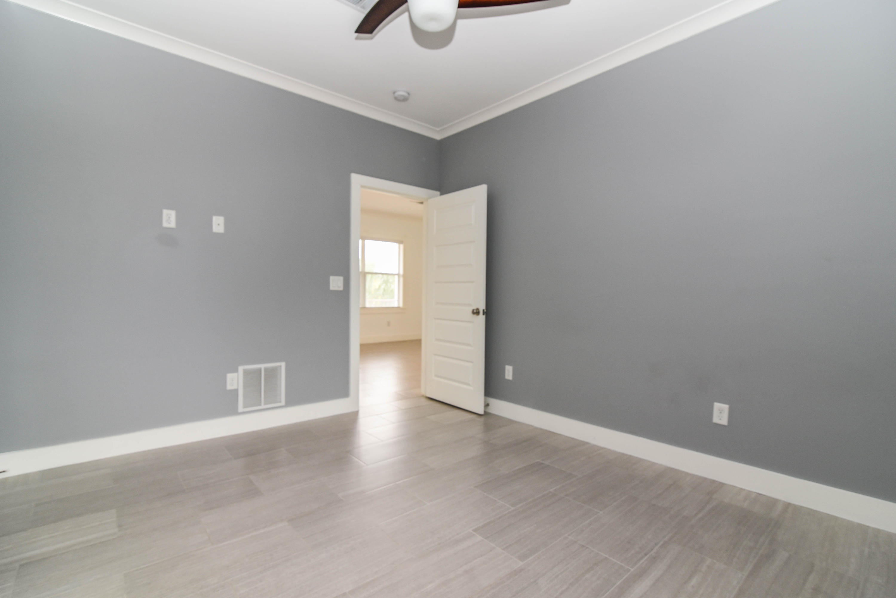 LEISURE BAY - Residential