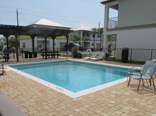 LEISURE BAY - Residential