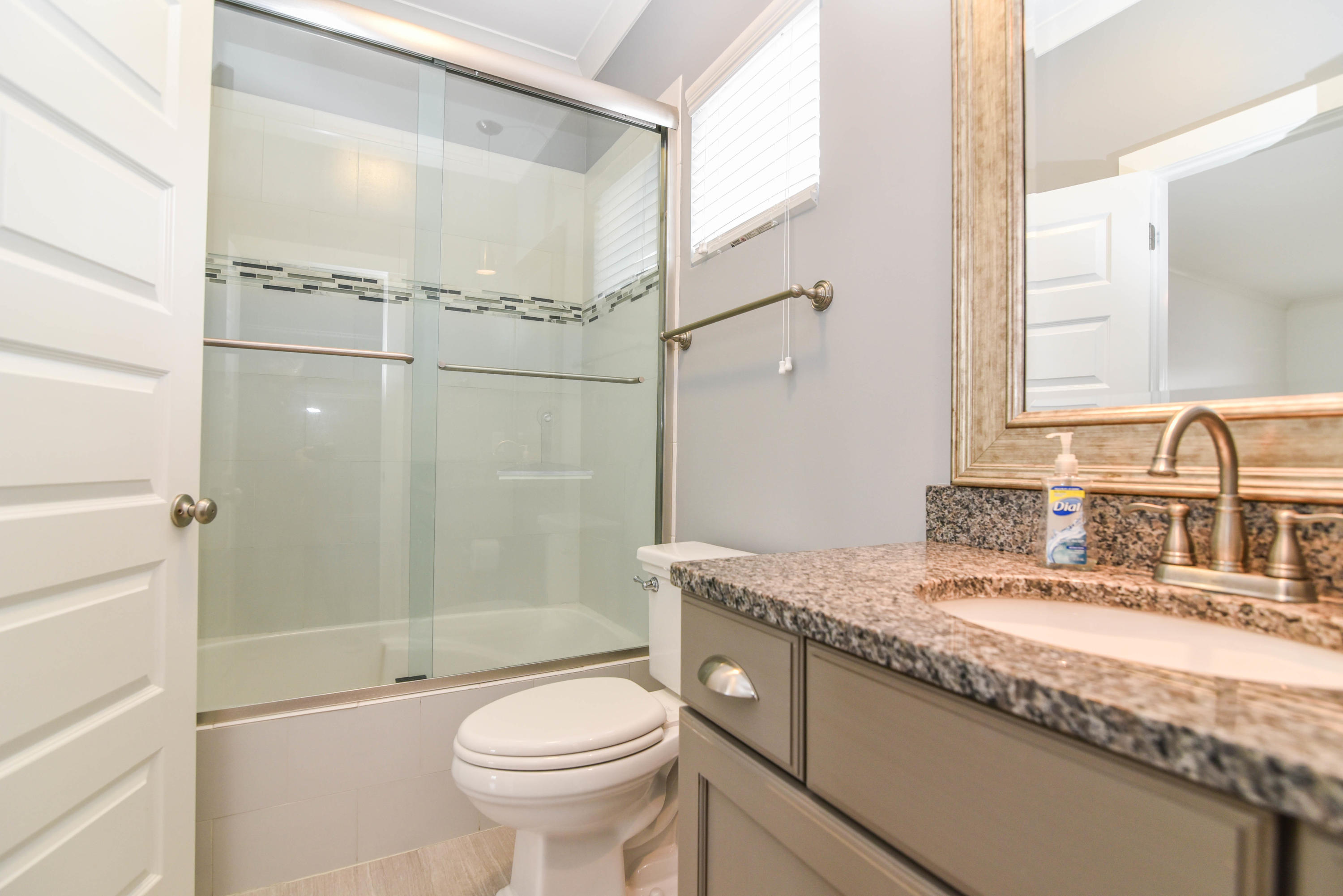 LEISURE BAY - Residential