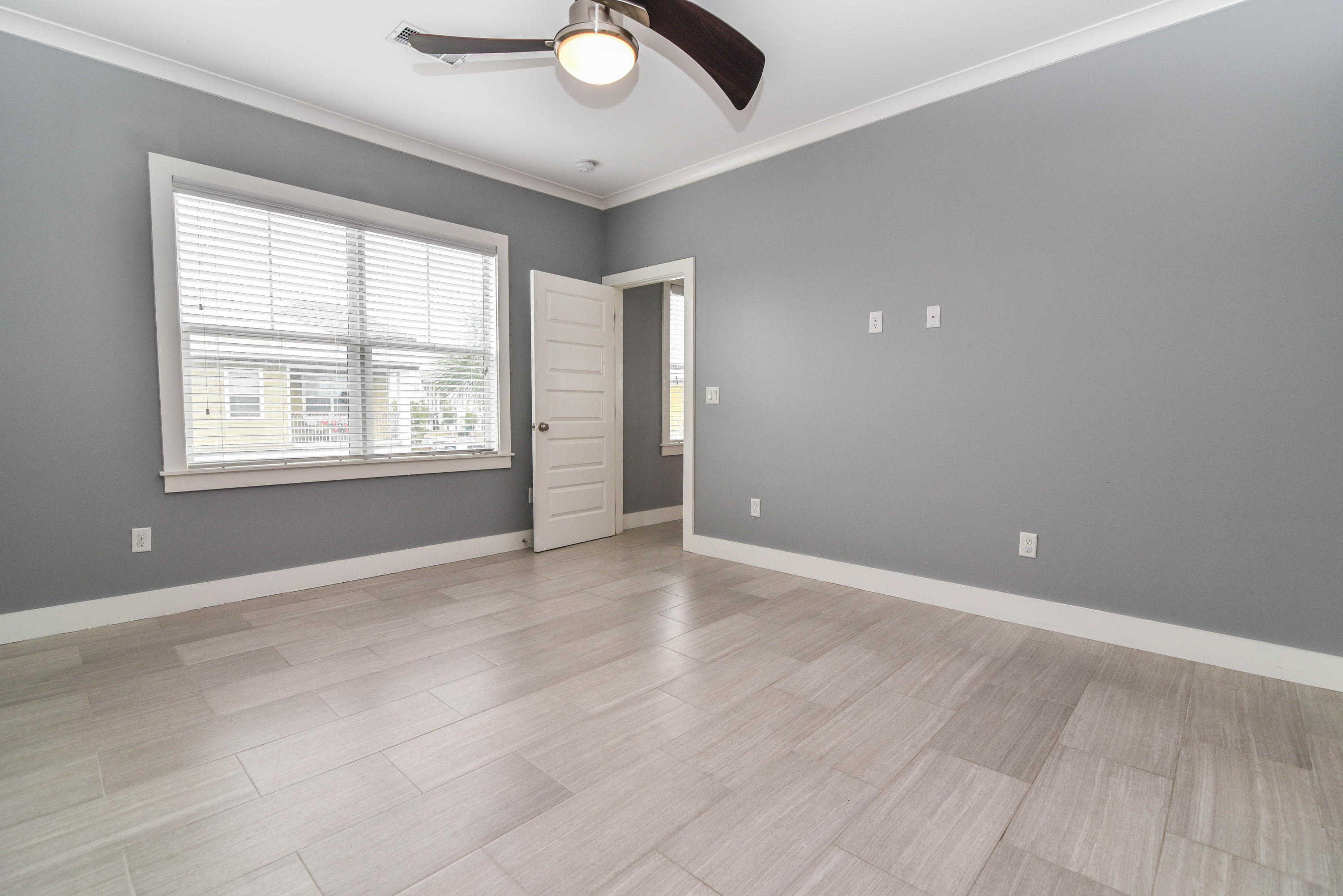 LEISURE BAY - Residential