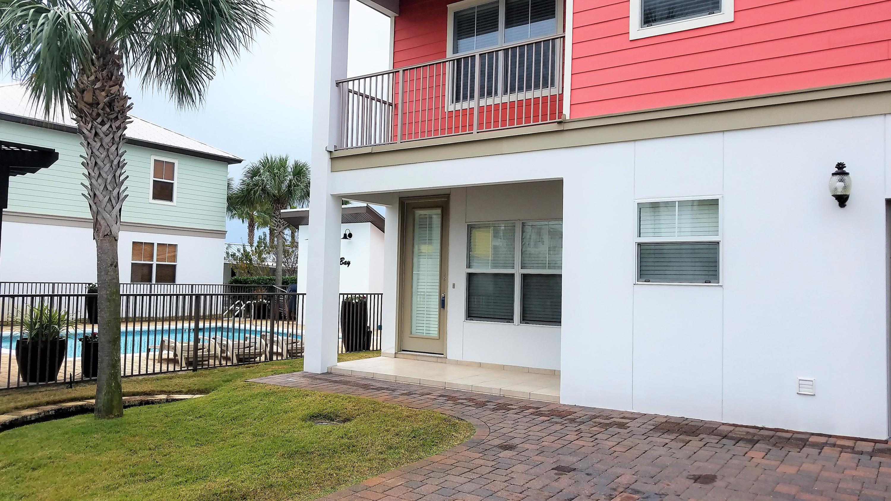 LEISURE BAY - Residential