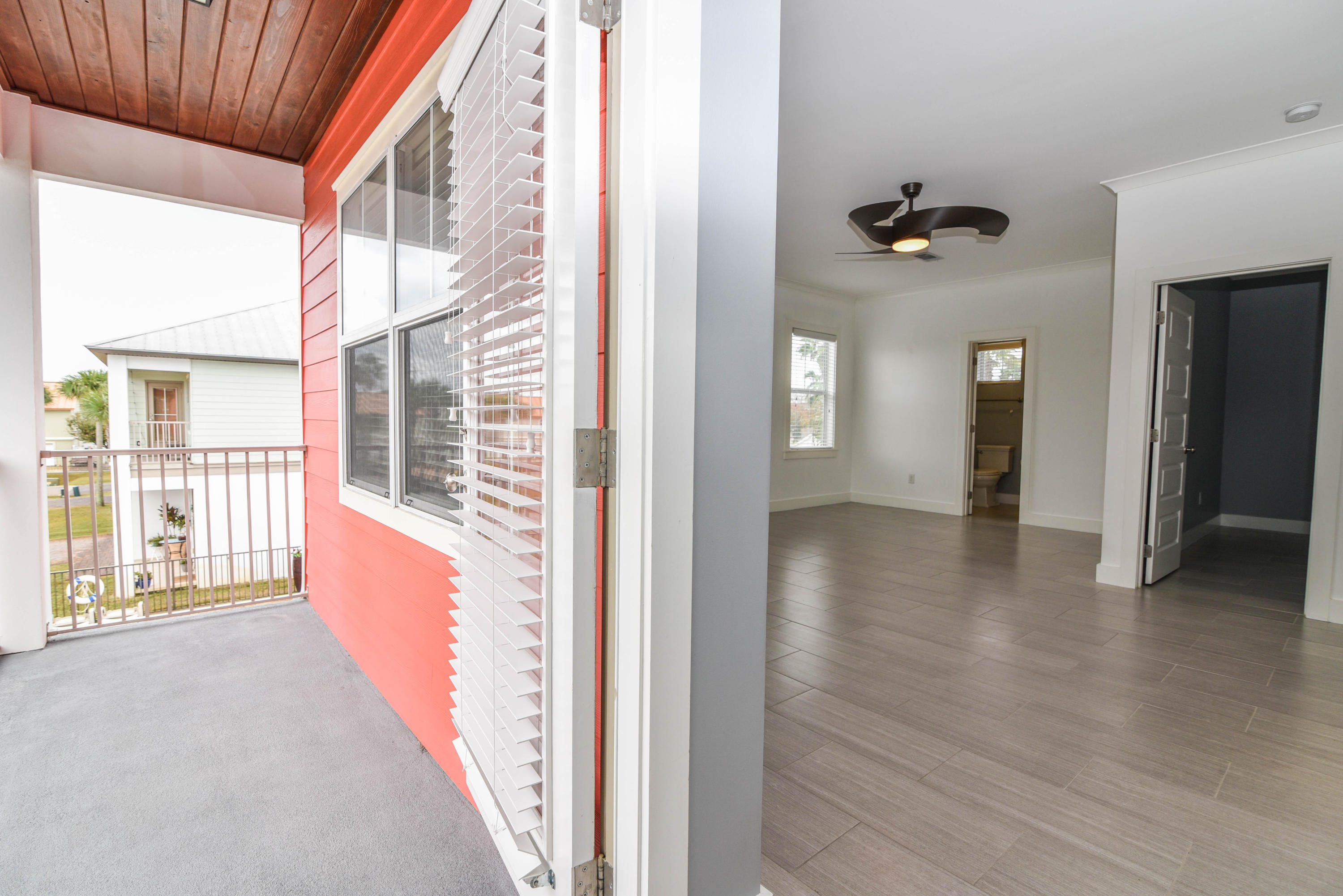 LEISURE BAY - Residential