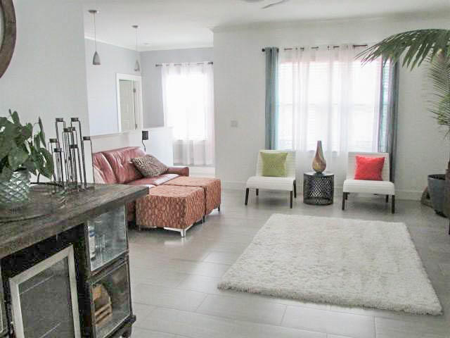 LEISURE BAY - Residential