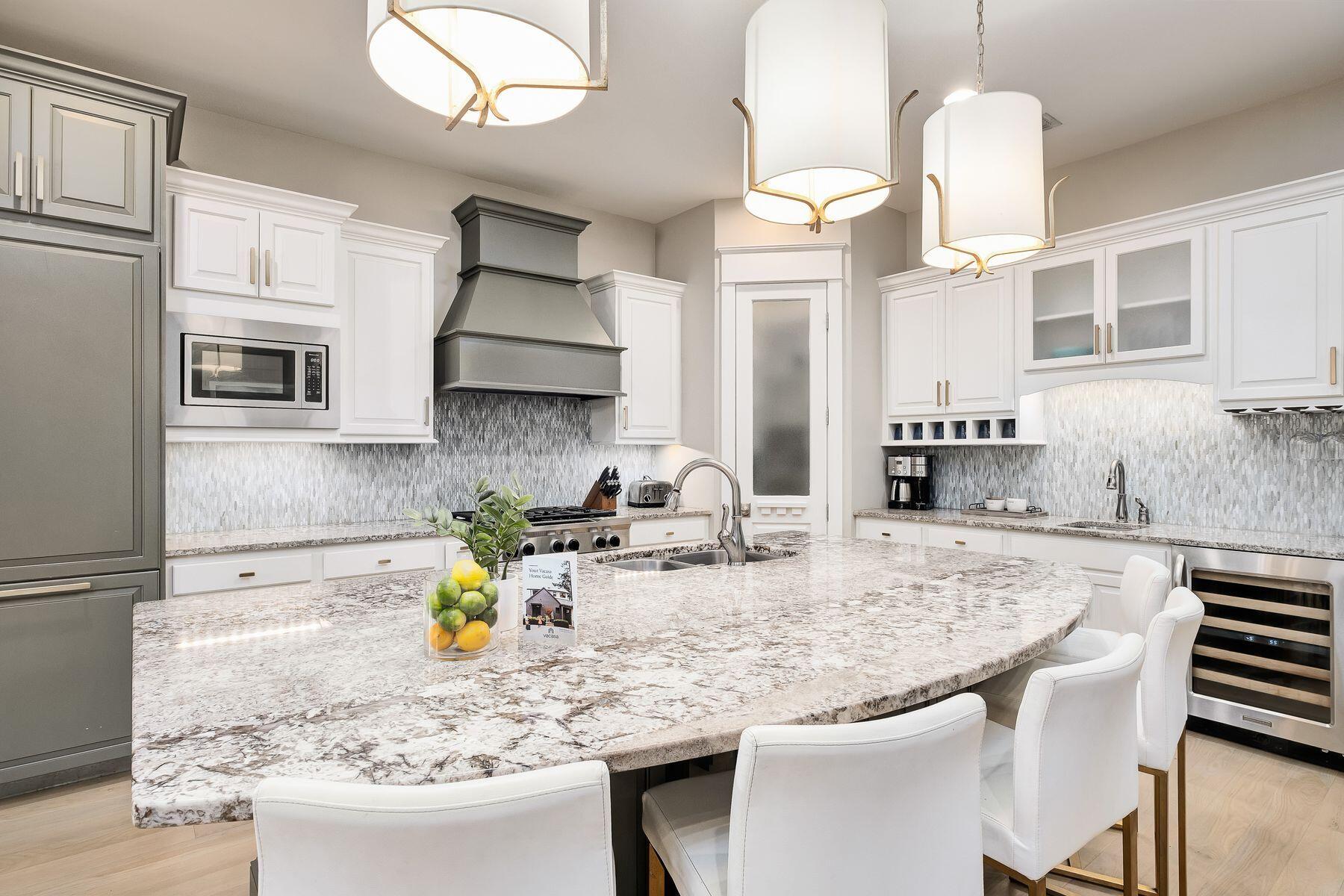 SEAGROVE VILLAGE 7TH ADD - Residential