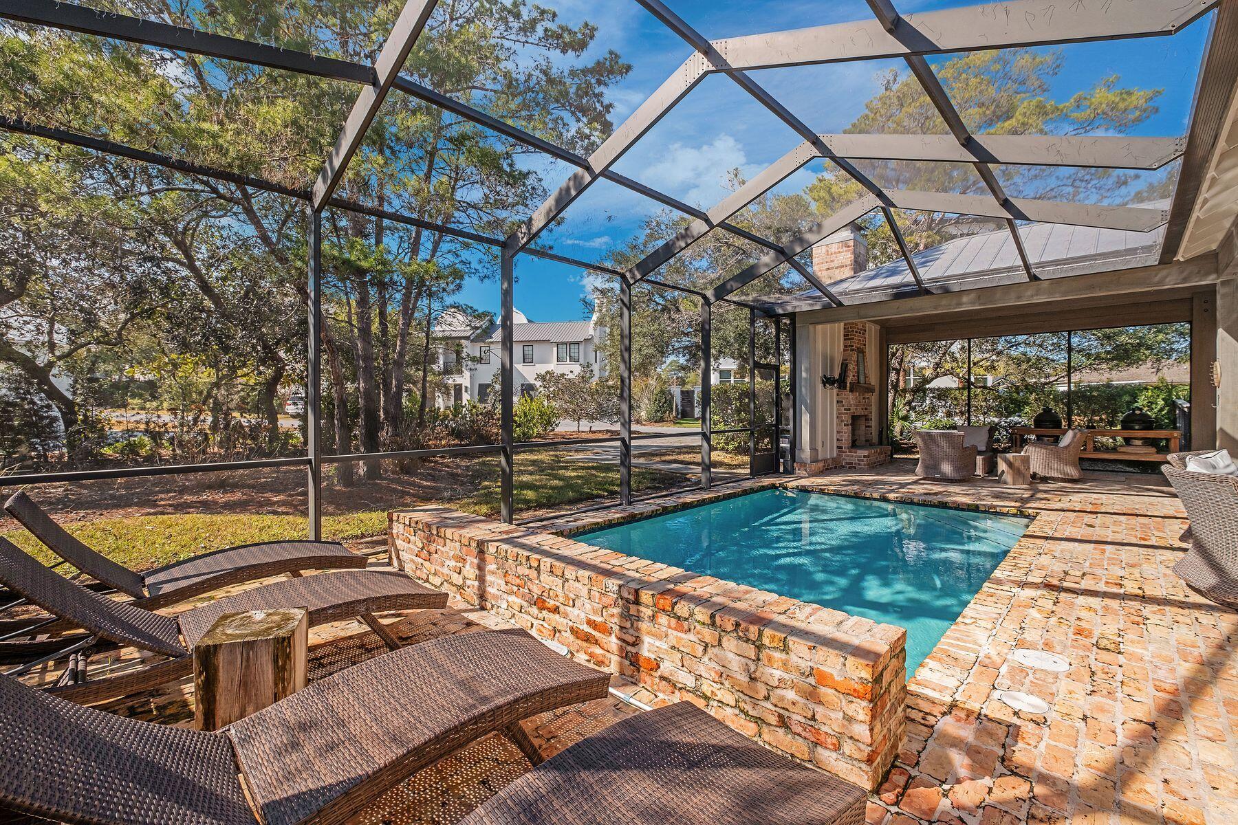 SEAGROVE VILLAGE 7TH ADD - Residential