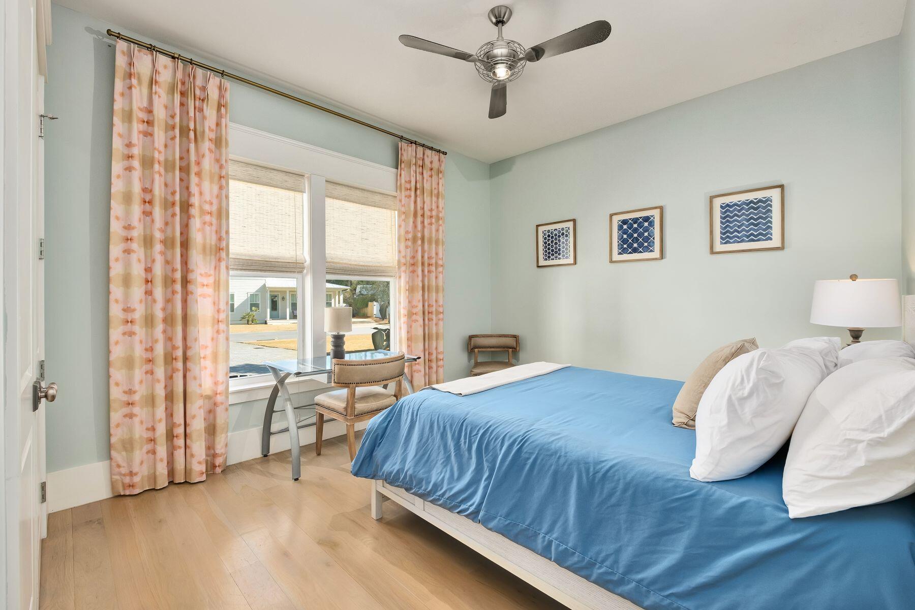 SEAGROVE VILLAGE 7TH ADD - Residential