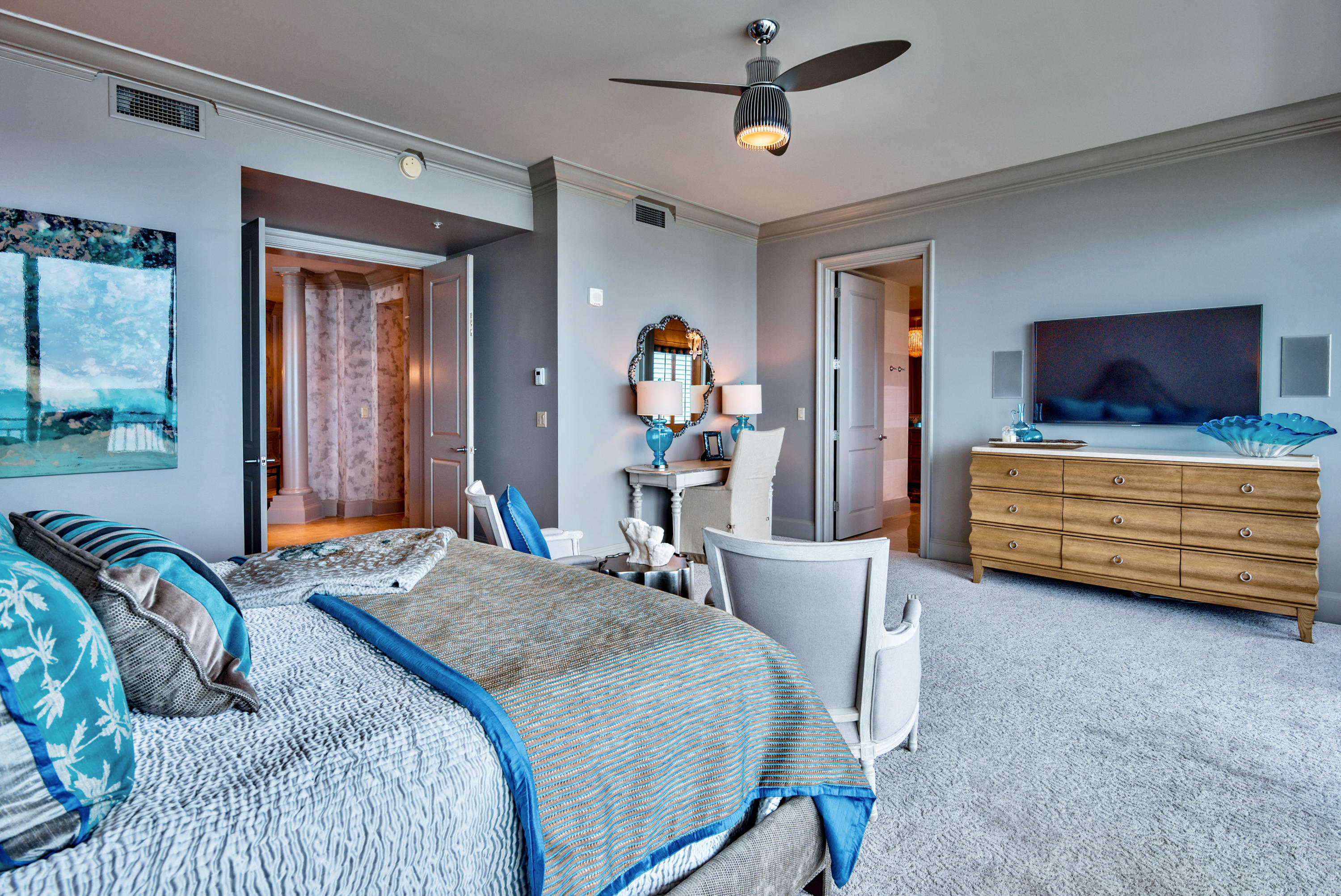 SIGNATURE BEACH - Residential